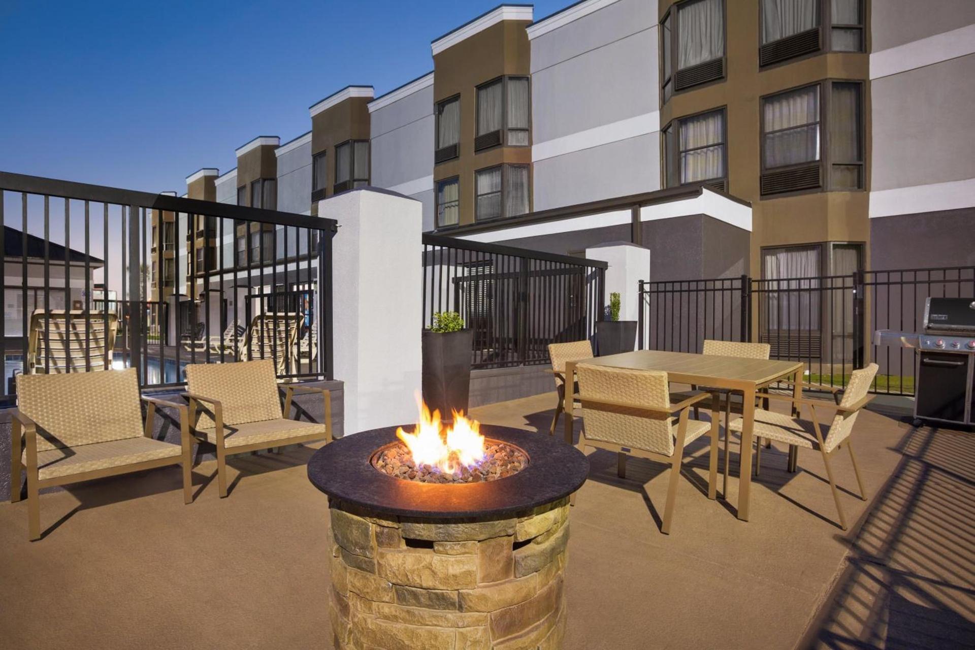 Spark By Hilton Florence North I-95, Sc photo 32