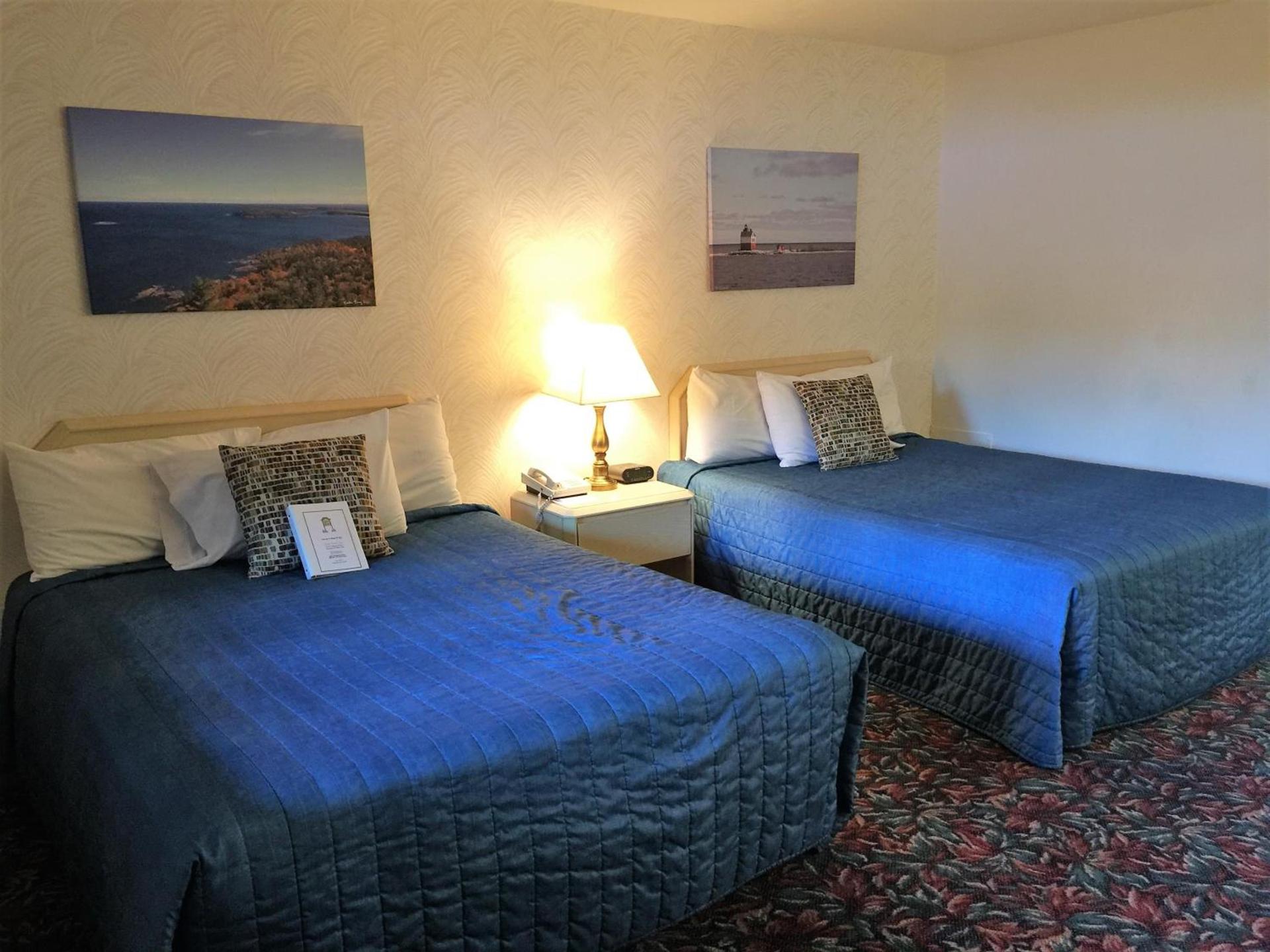 Cedar Motor Inn photo 28