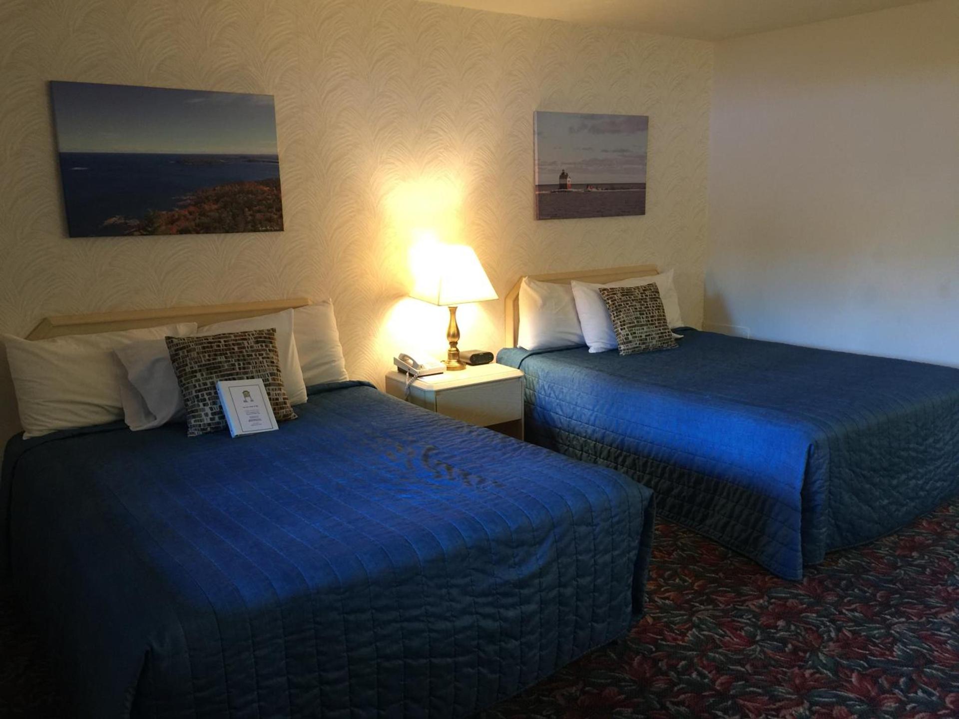Cedar Motor Inn photo 7