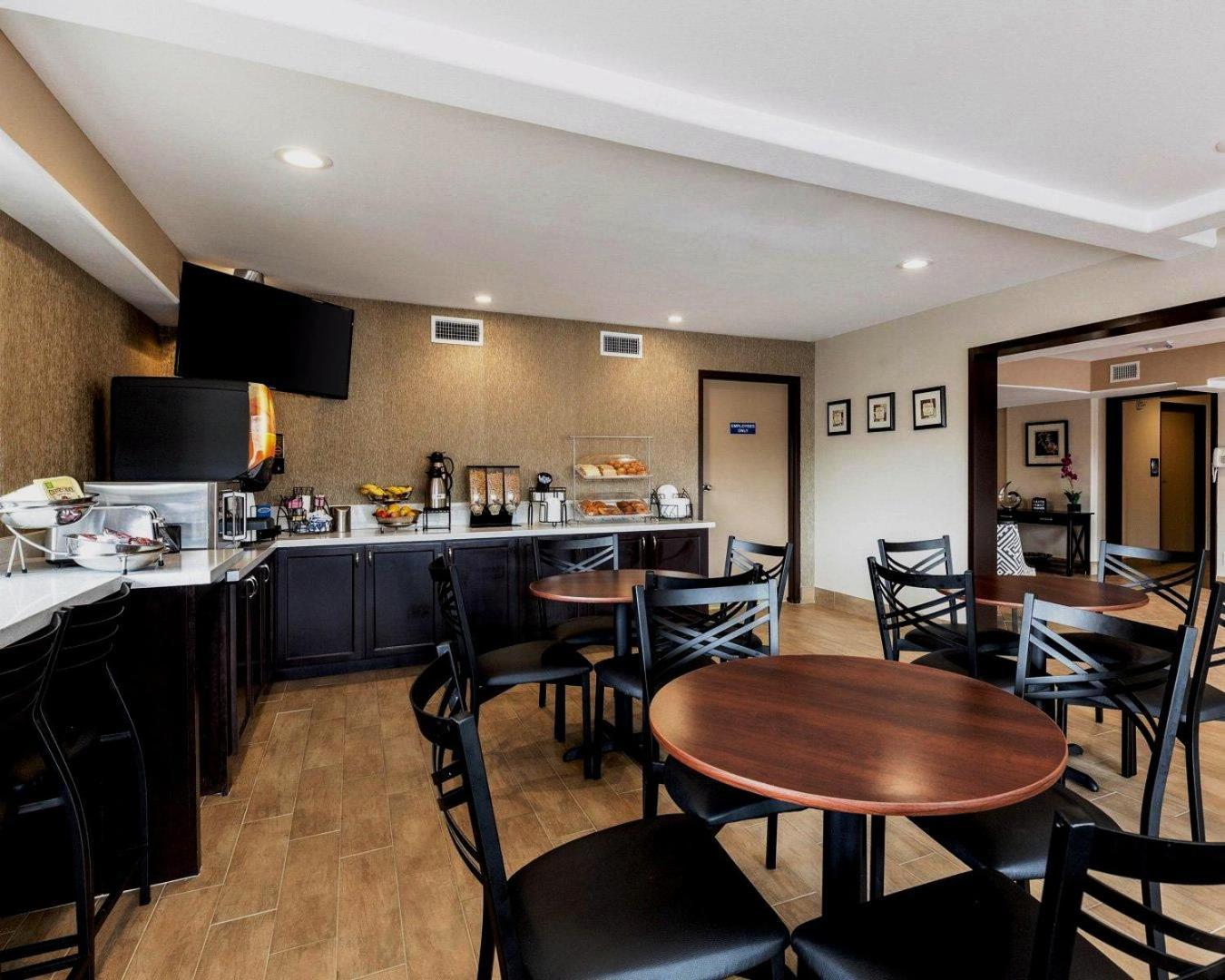Americas Best Value Inn-Near NRG Park/Medical Center photo 54
