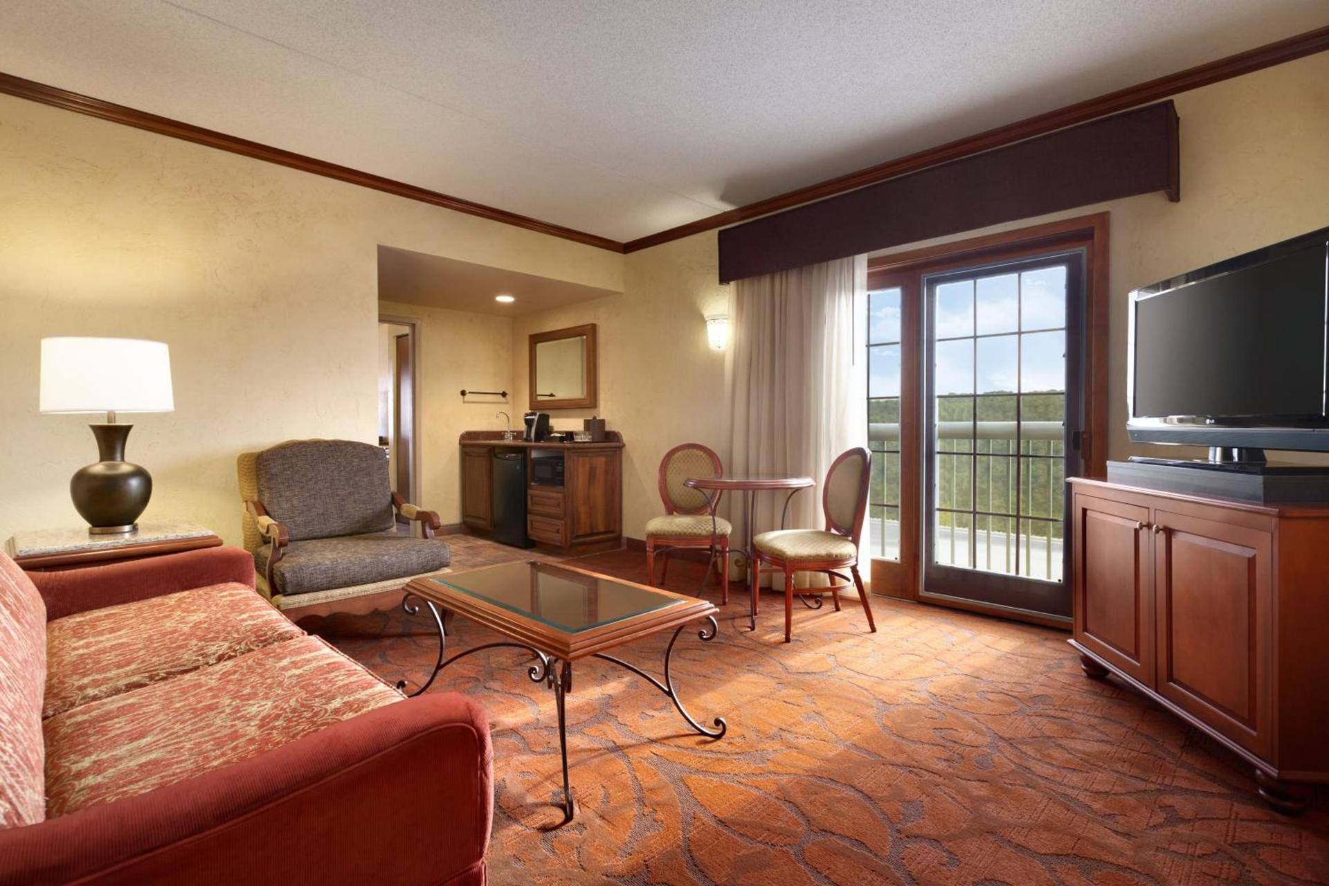 Chateau on the Lake Resort Spa and Convention Center photo 26