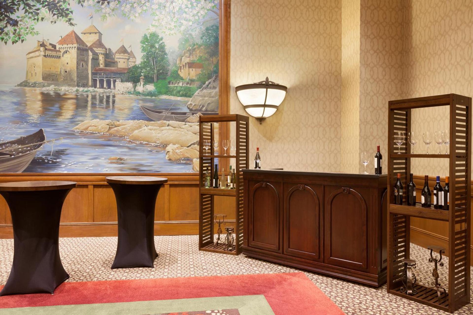 Chateau on the Lake Resort Spa and Convention Center photo 40