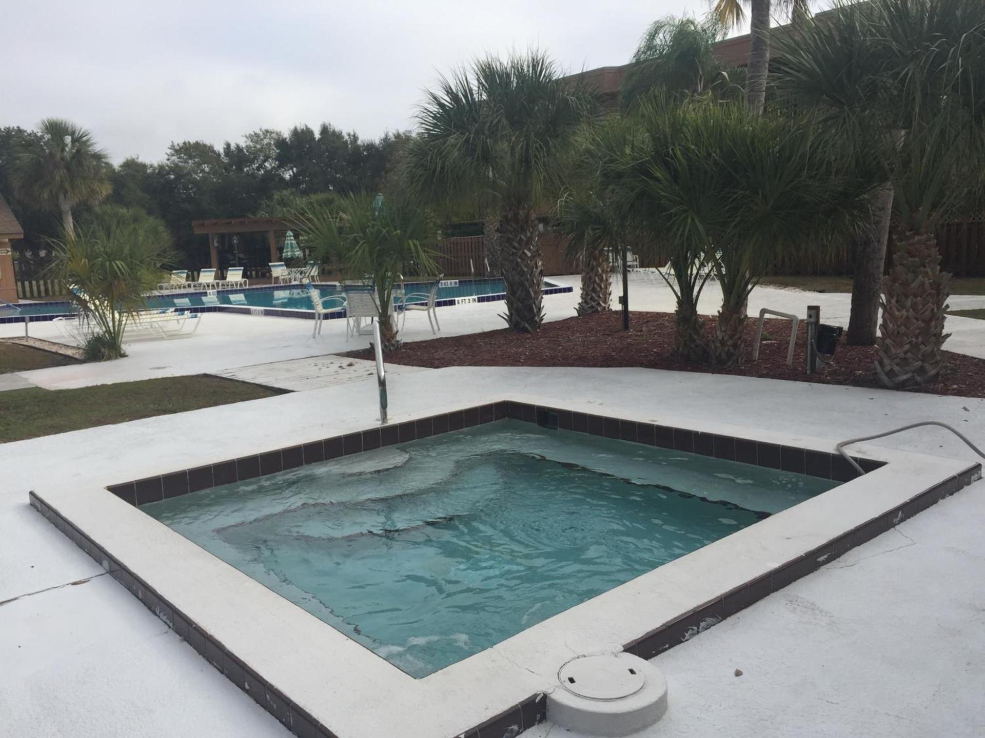 Charlotte Bay Resort photo 8