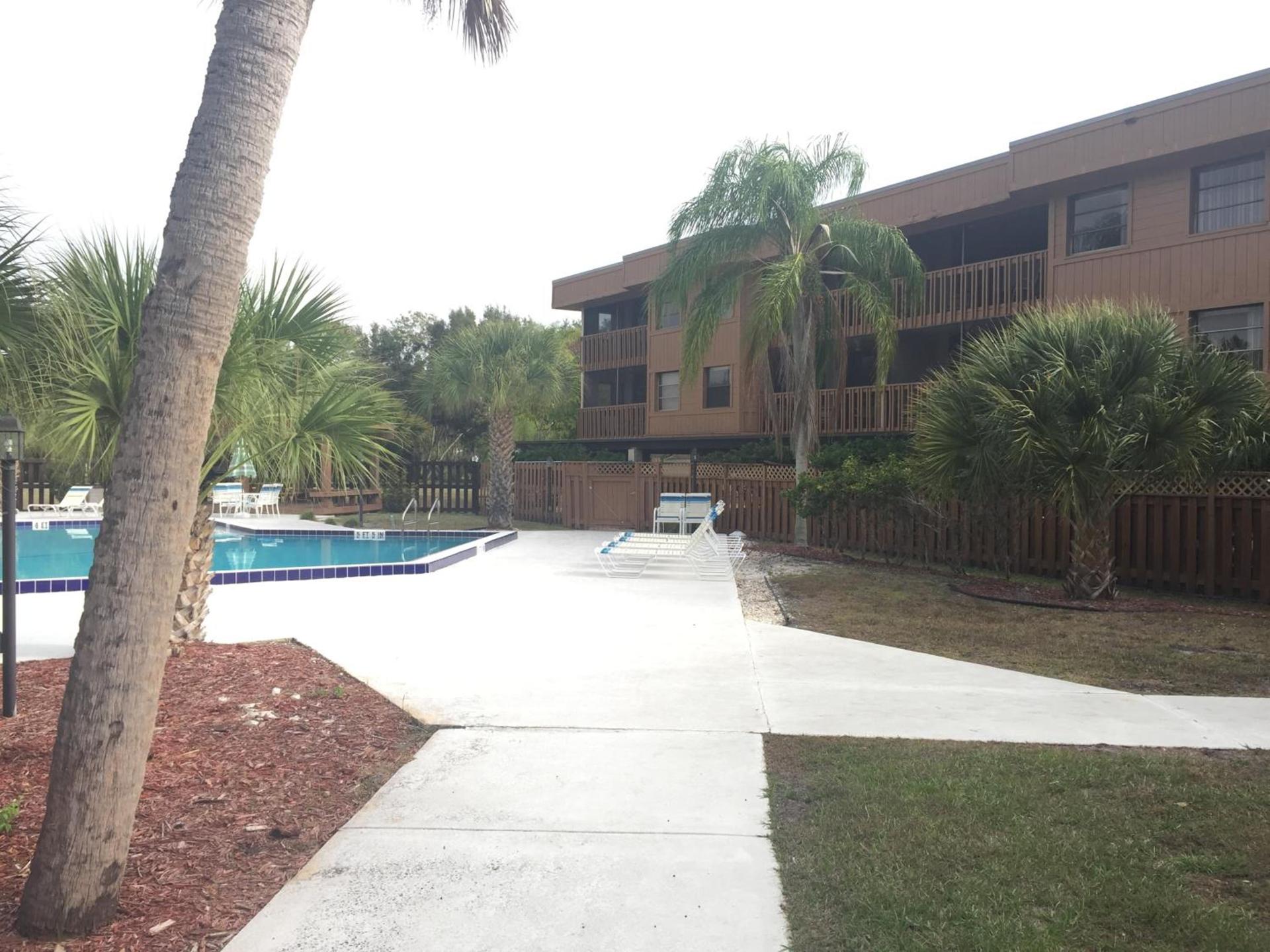 Charlotte Bay Resort photo 5