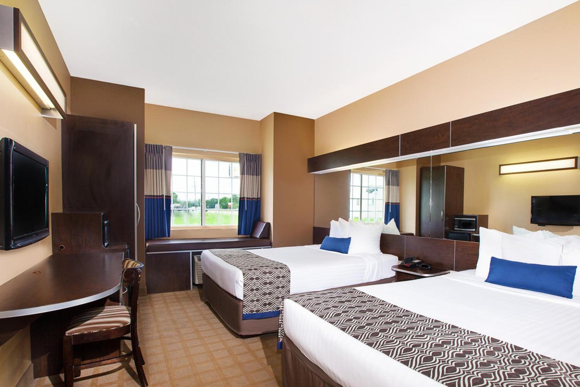 Microtel Inn and Suites Lafayette photo 41