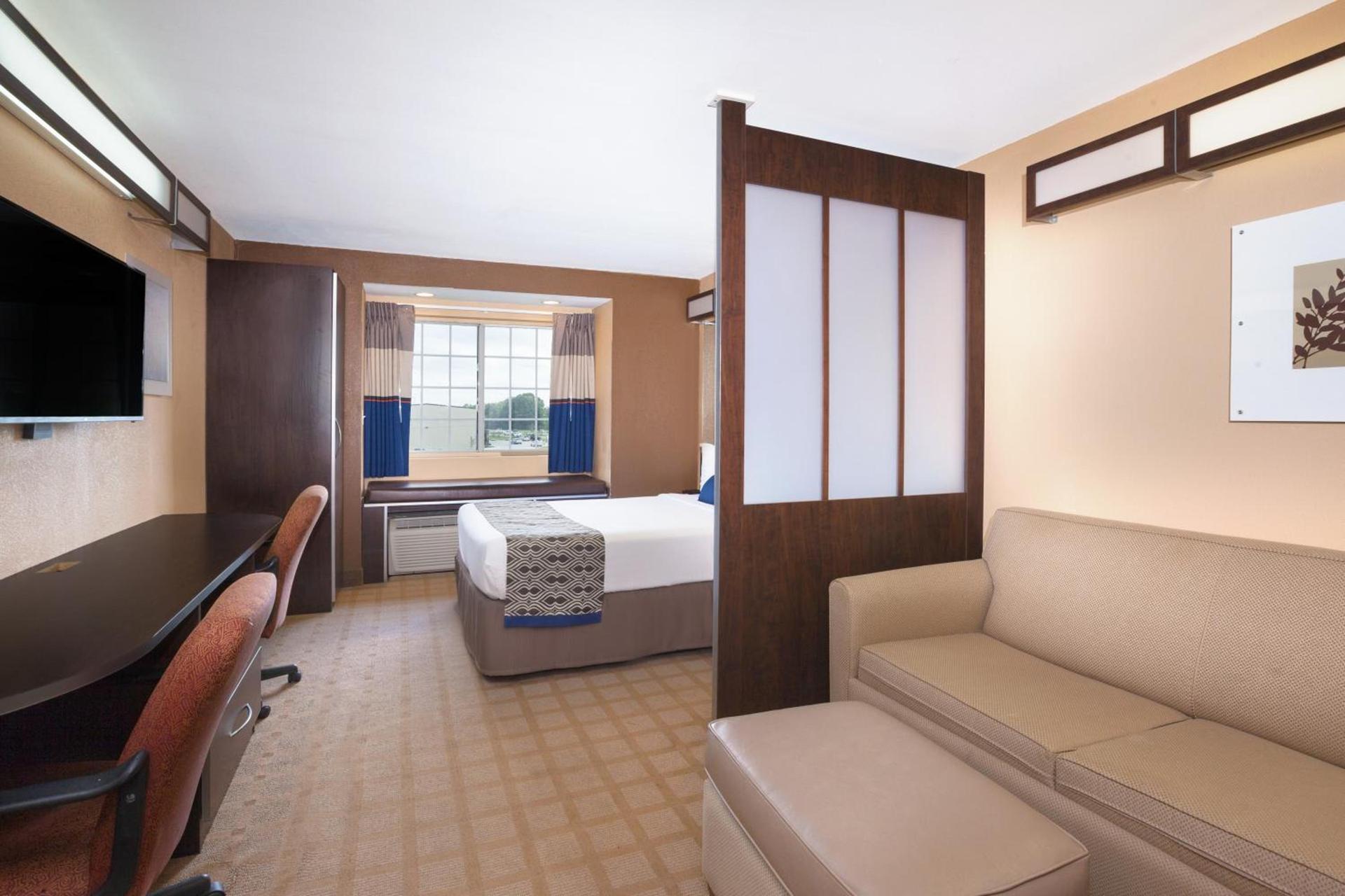 Microtel Inn and Suites Lafayette photo 50