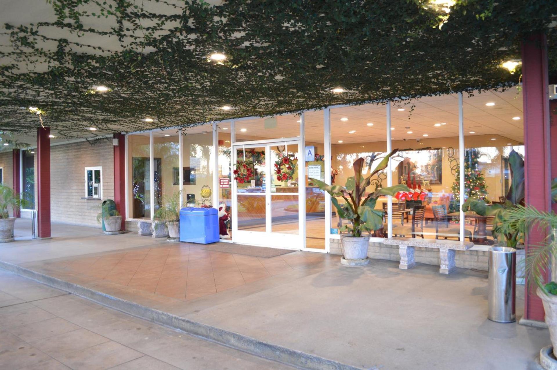 Ontario Airport Inn photo 12