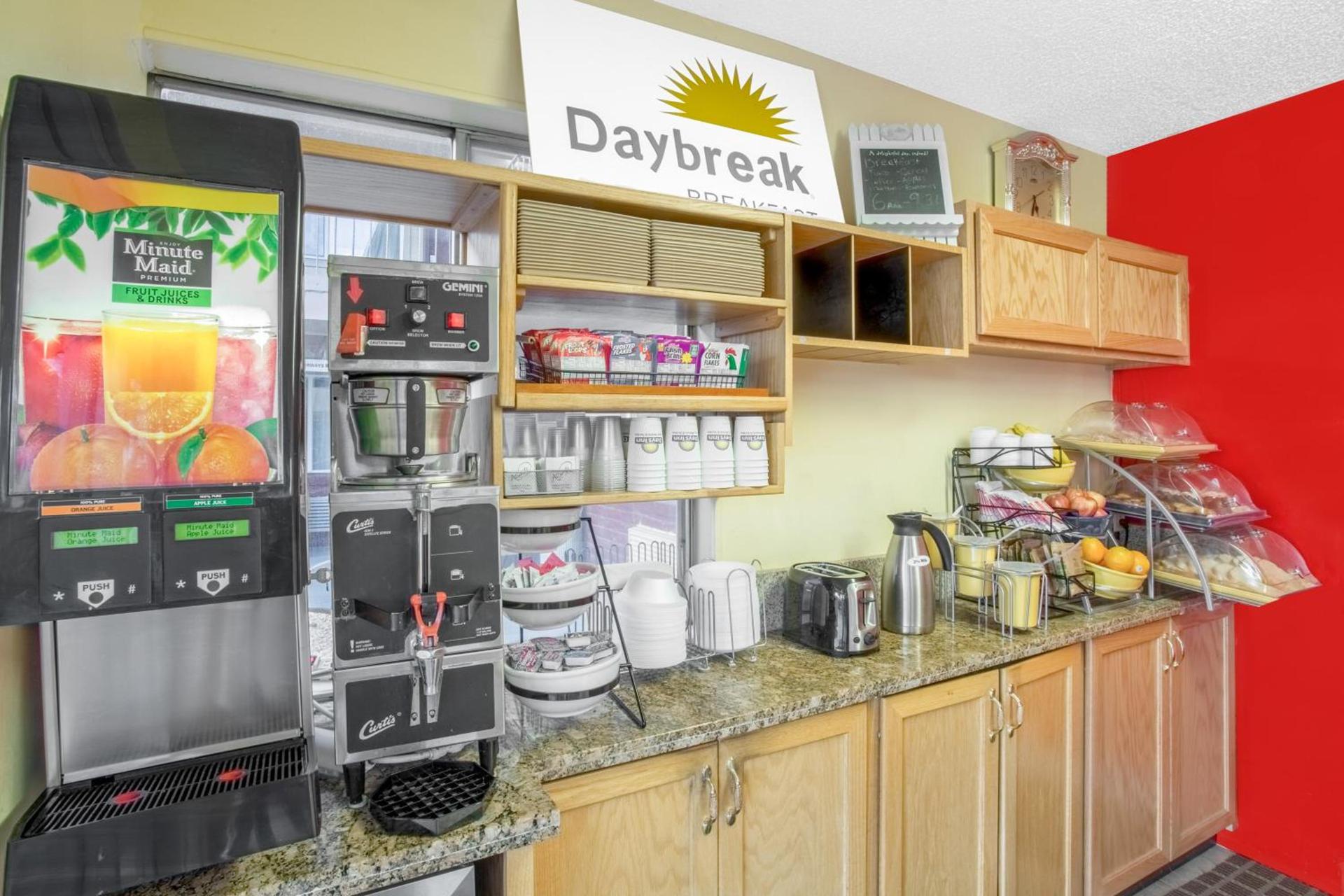 Days Inn by Wyndham Elko photo 33