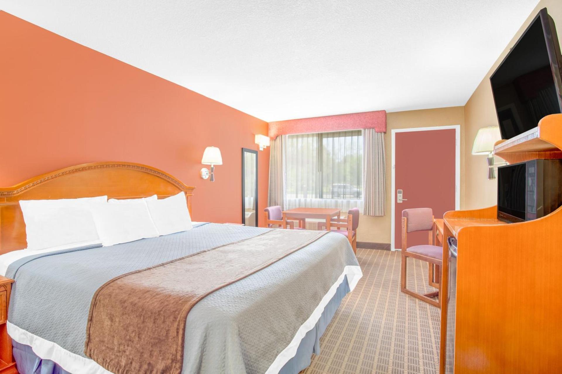 Days Inn by Wyndham Elko photo 25