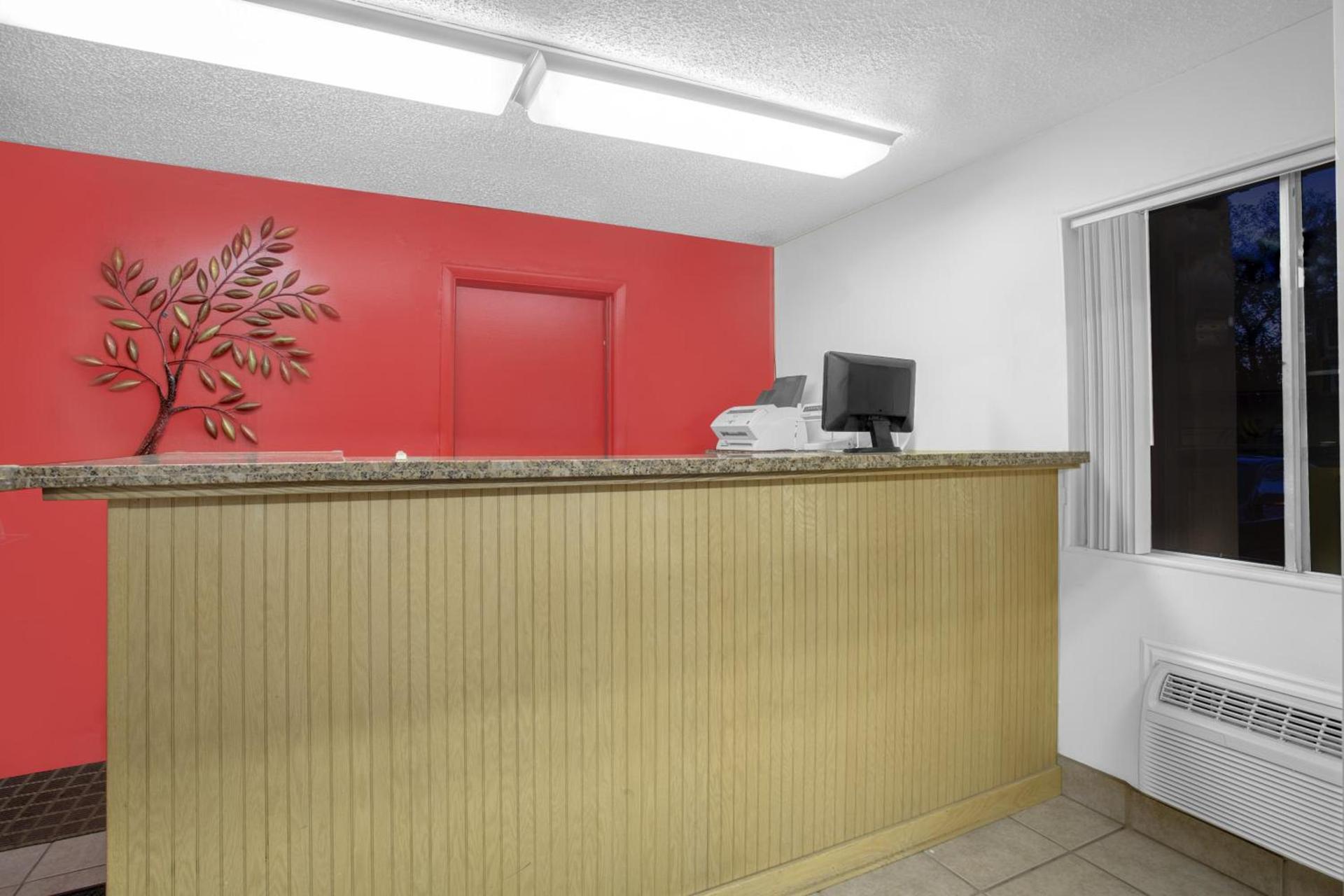Days Inn by Wyndham Elko photo 34