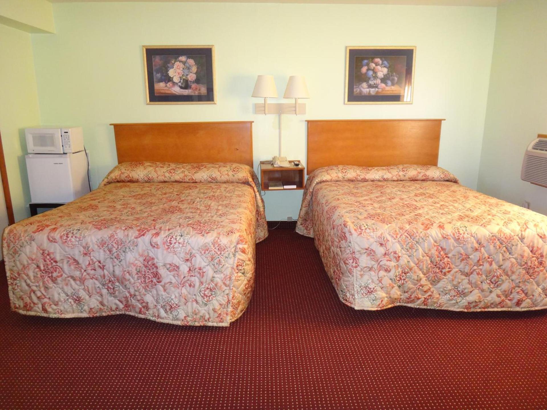 Pine Ridge Motel photo 40