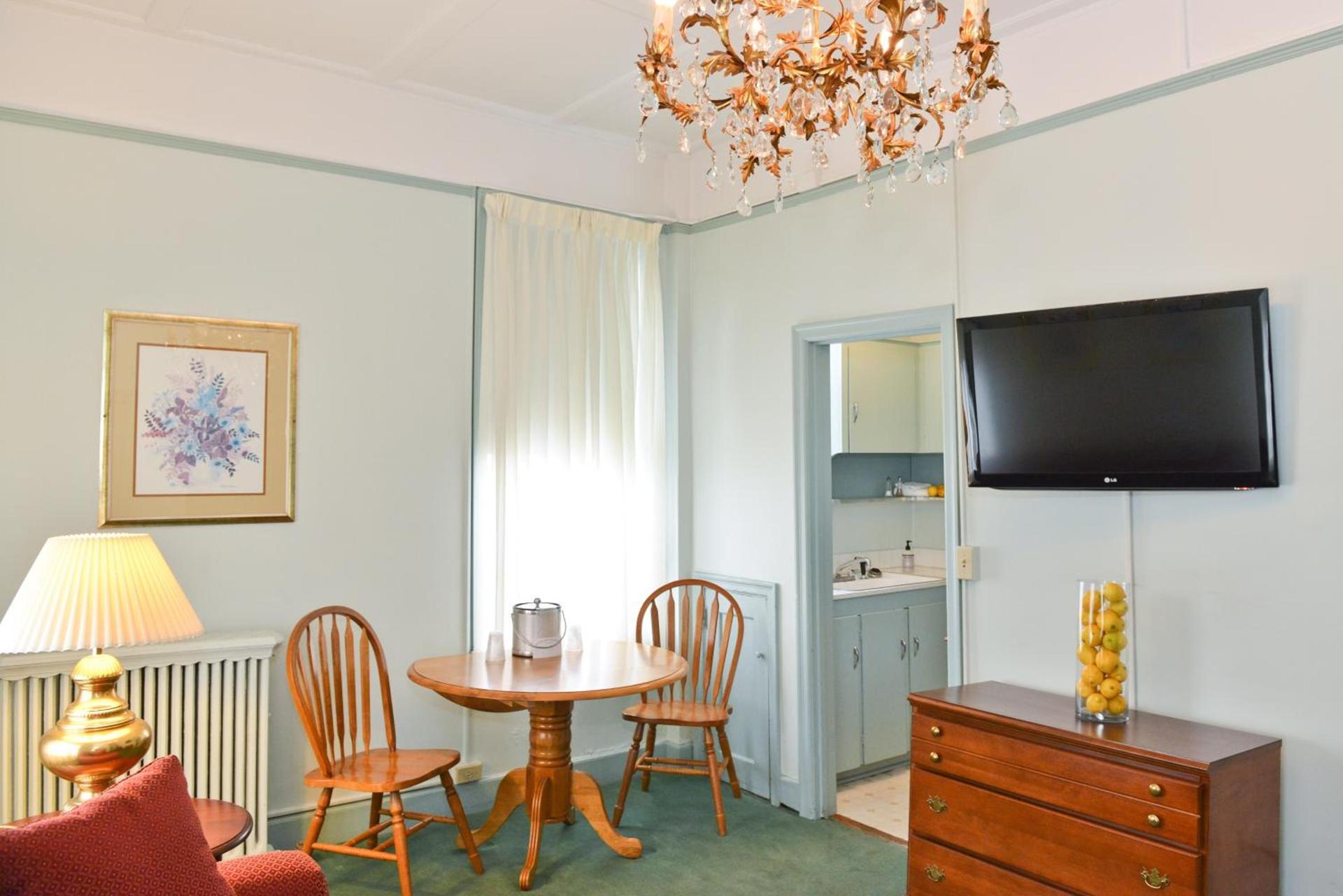 Penn Wells Hotel photo 29