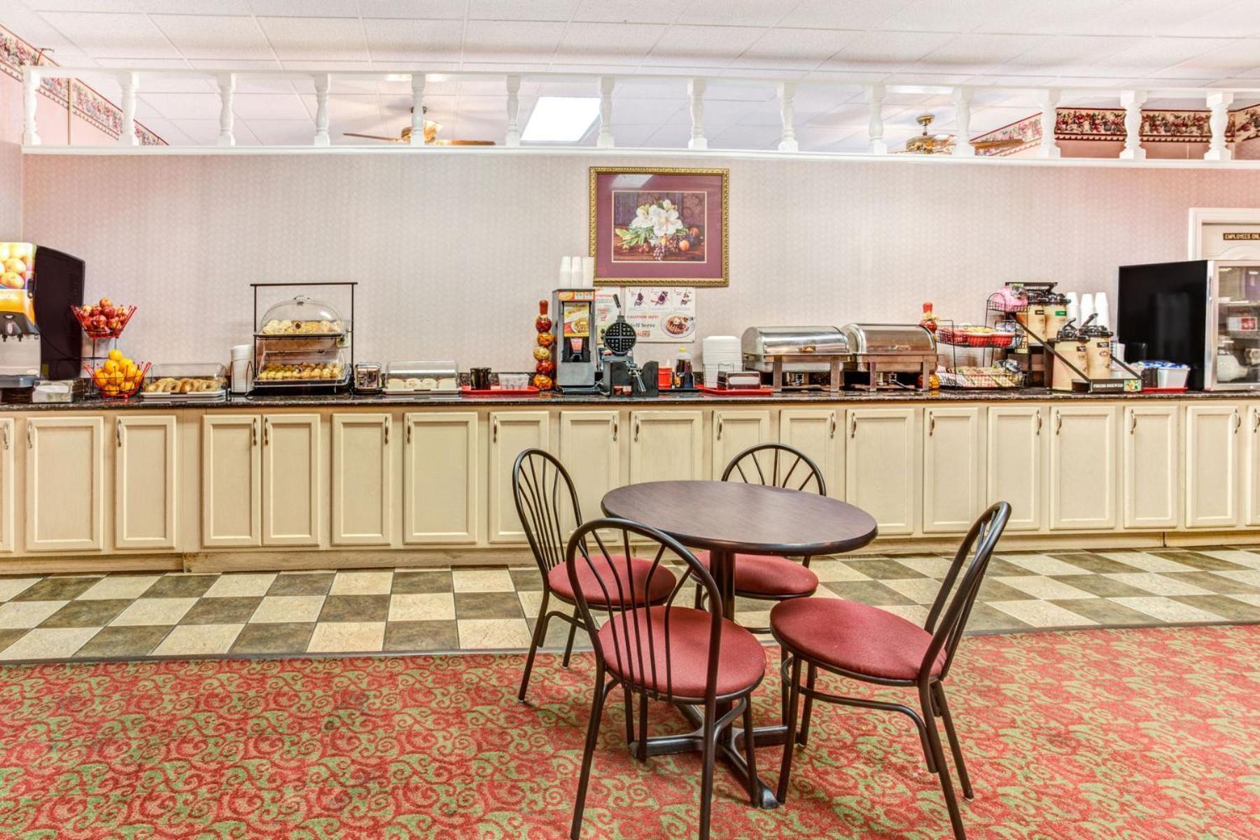 Ramada by Wyndham Murfreesboro photo 9