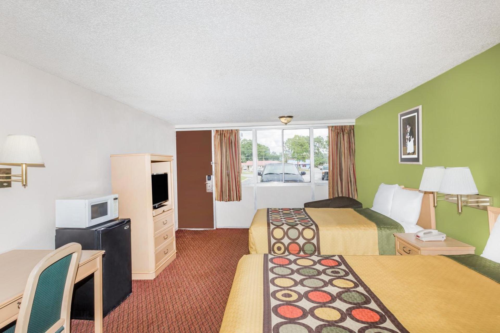 Knights Inn Statesboro photo 12