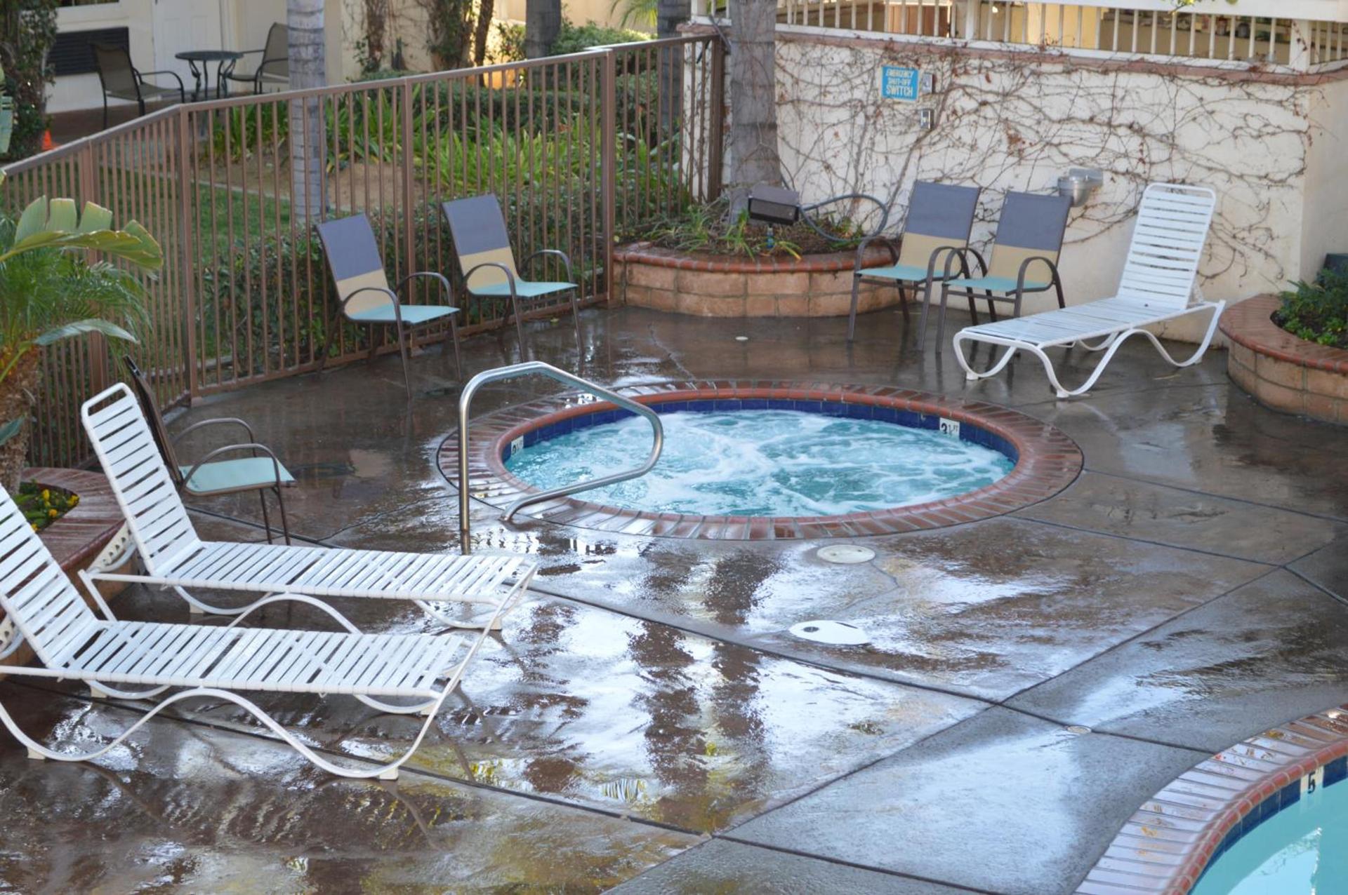 Dynasty Suites Redlands photo 19