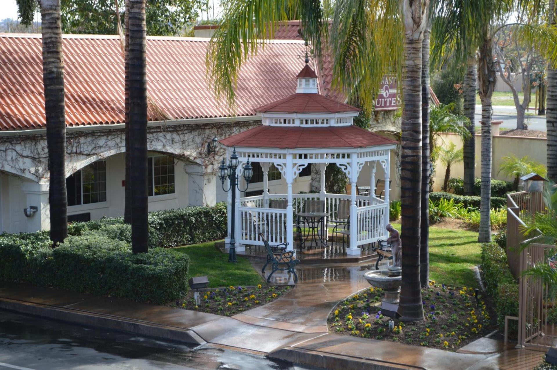 Dynasty Suites Redlands photo 21
