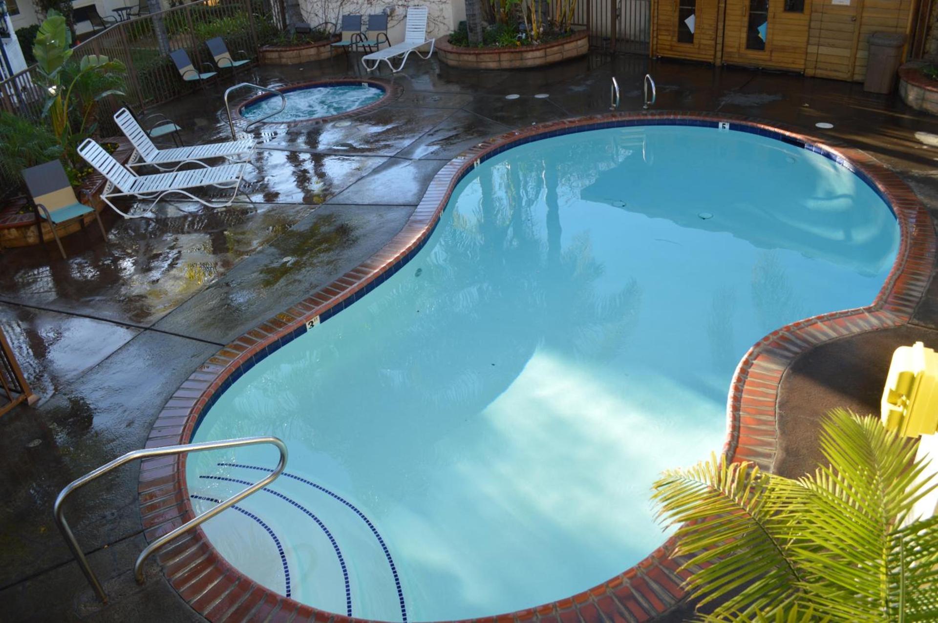 Dynasty Suites Redlands photo 23