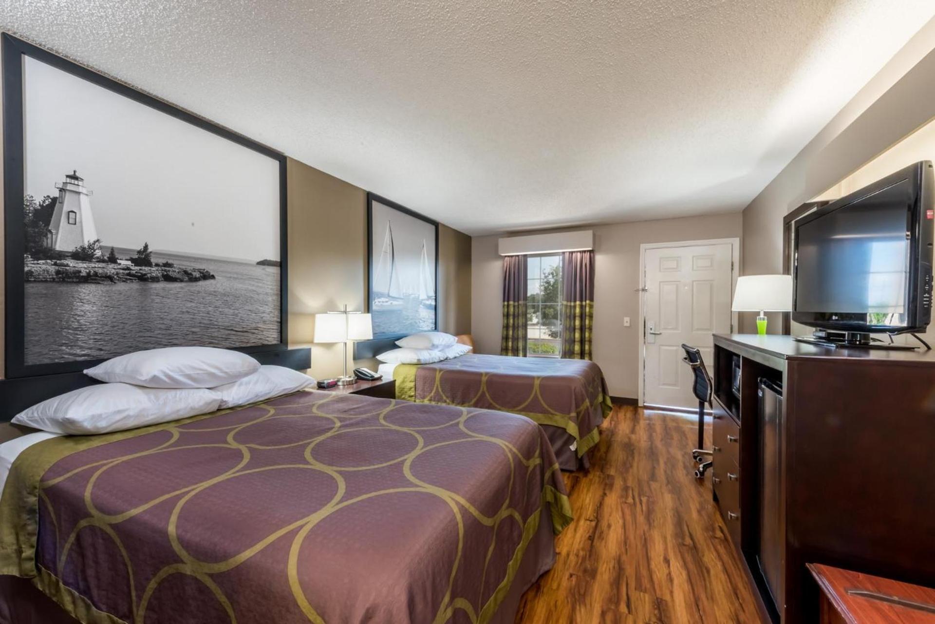 Super 8 by Wyndham Alexander City photo 27
