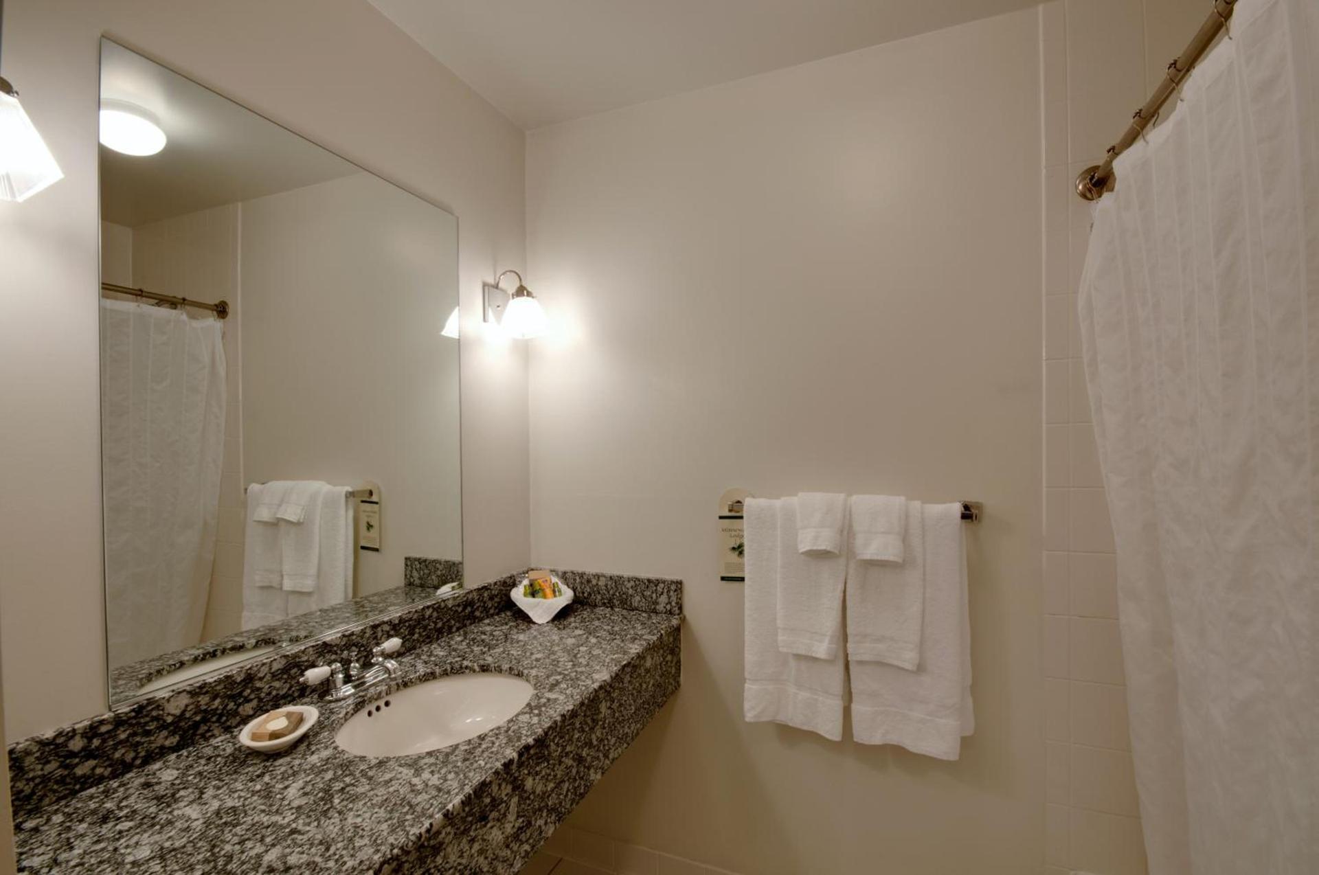 Minnewaska Lodge photo 13