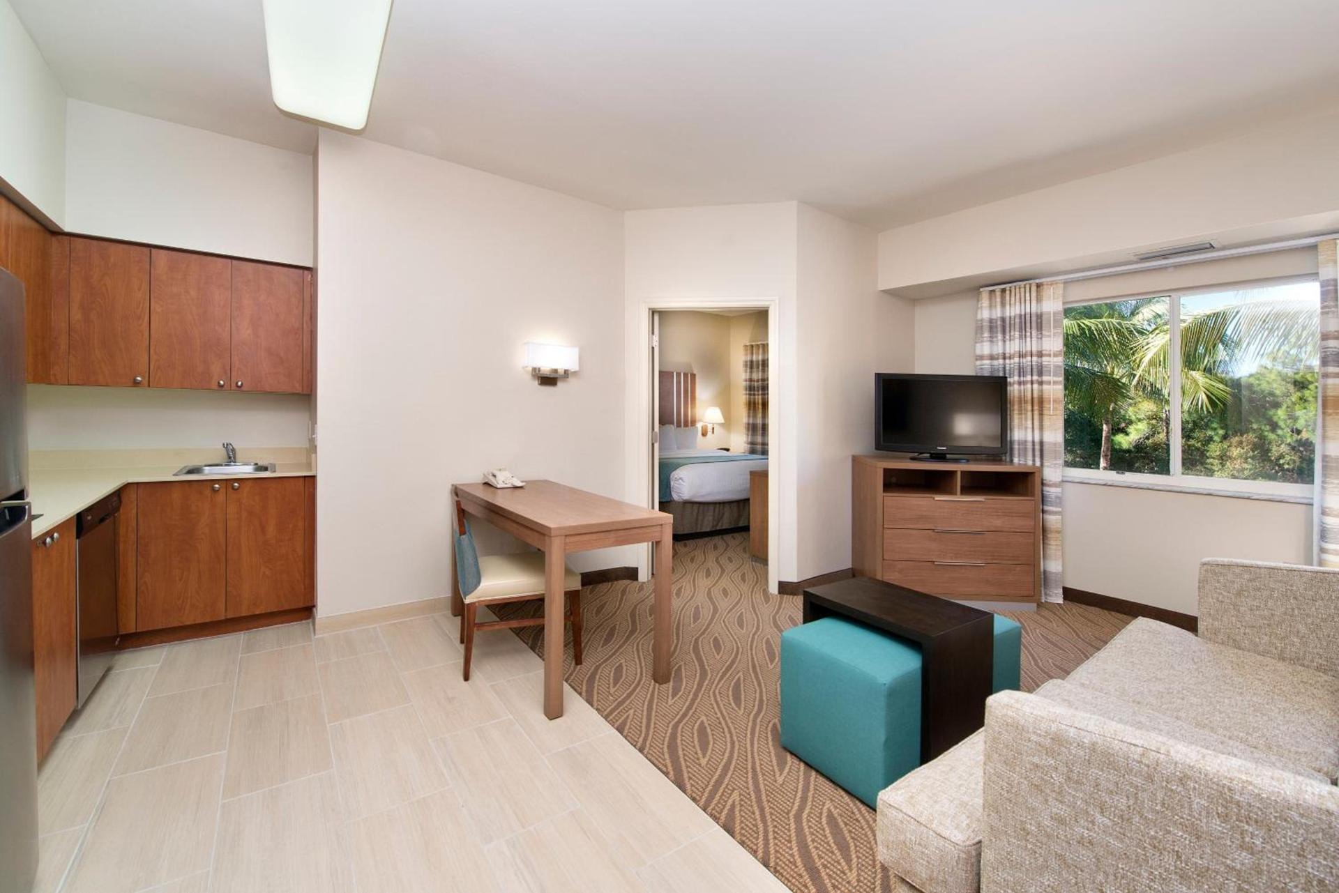 Hawthorn Extended Stay by Wyndham Naples photo 36