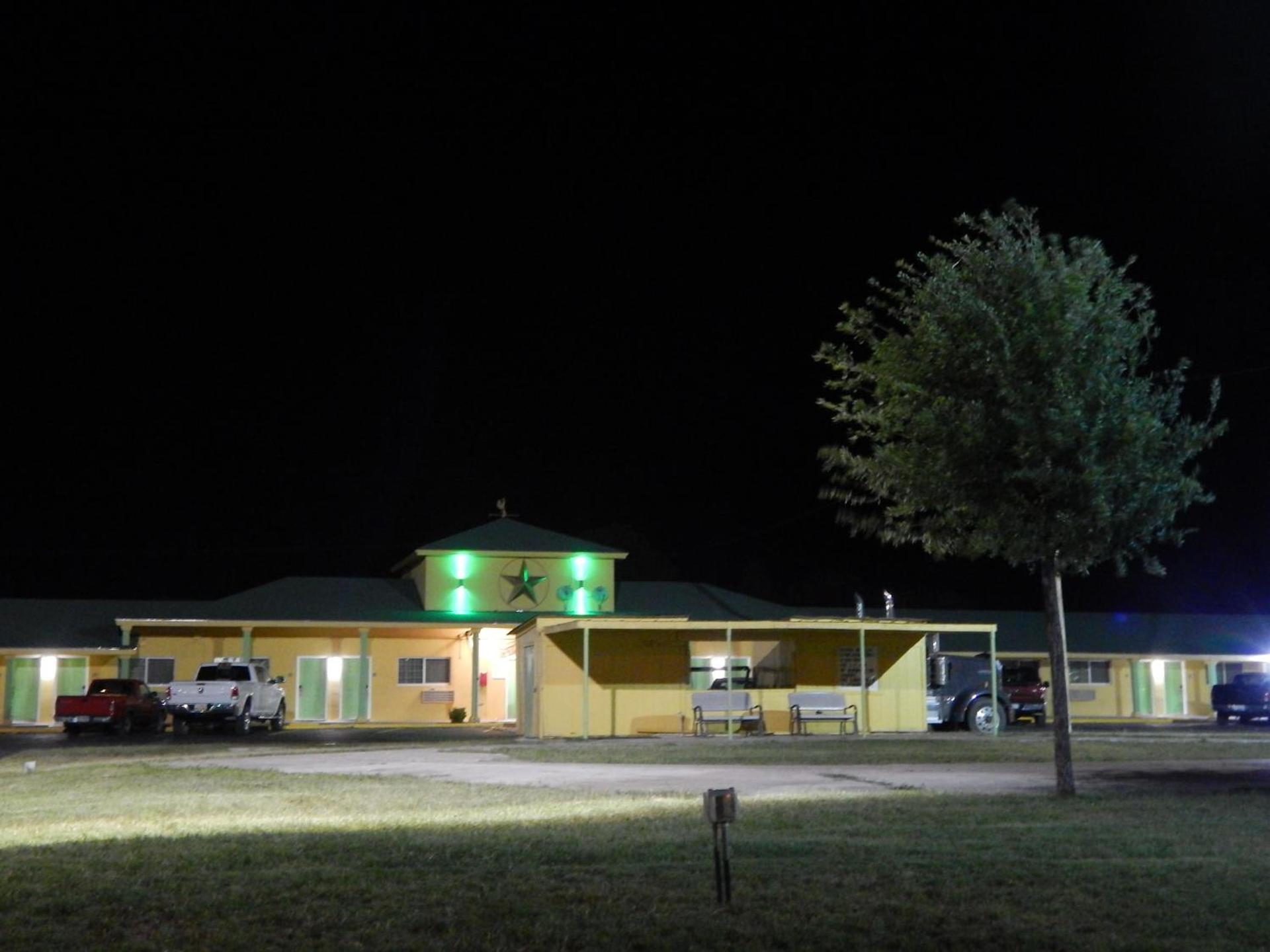Executive Inn Fort Stockton photo 20