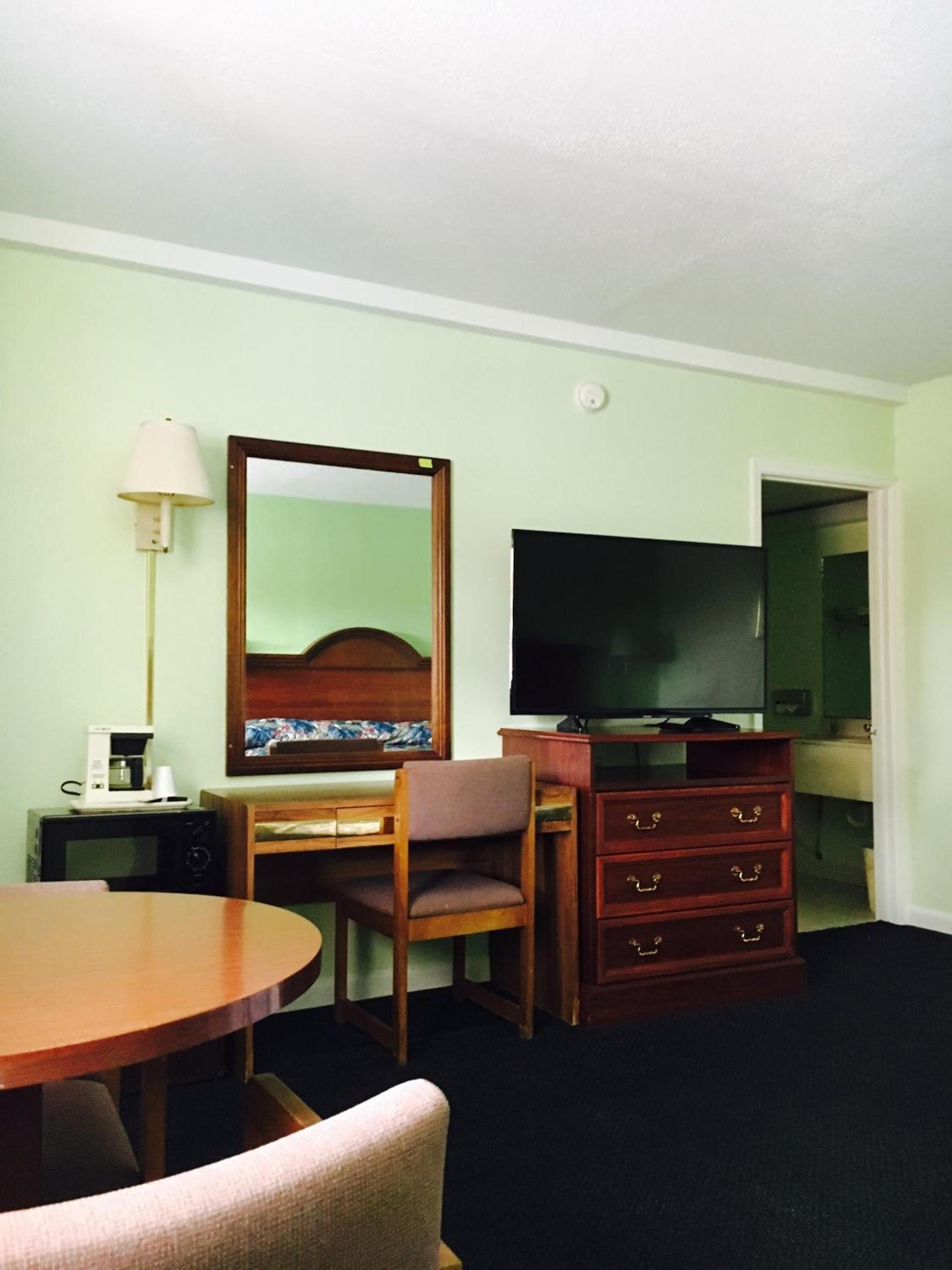 Relax Inn photo 4
