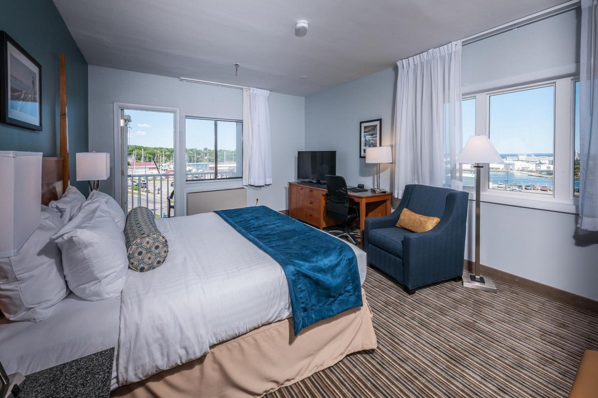 Rockland Harbor Hotel photo 13