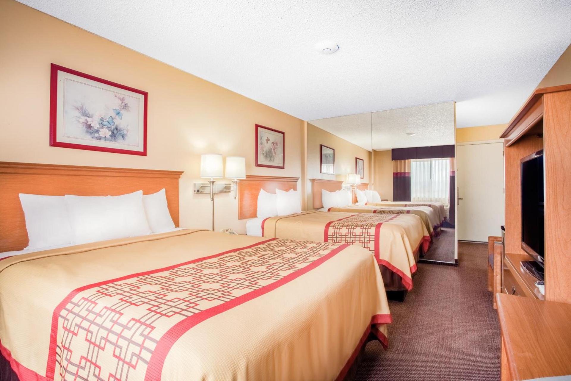 Days Inn by Wyndham St. George photo 23