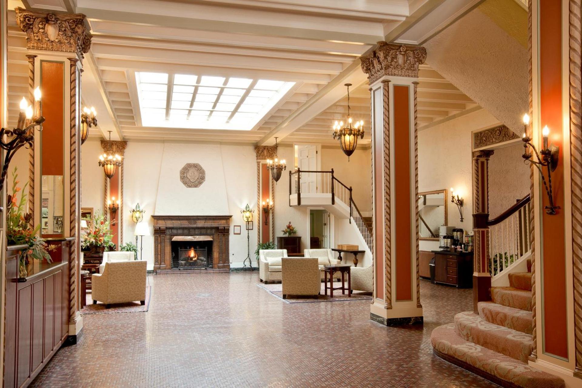 Cardinal Hotel photo 5