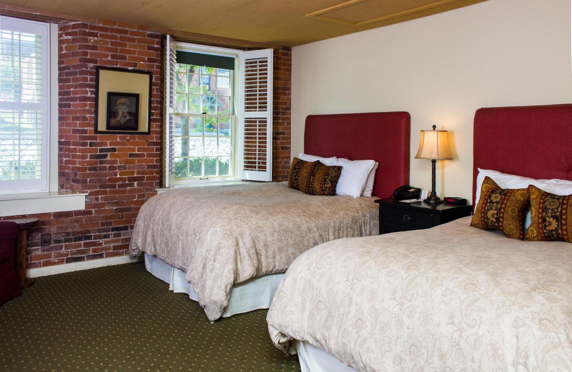 The Common Man Inn & Restaurant photo 43