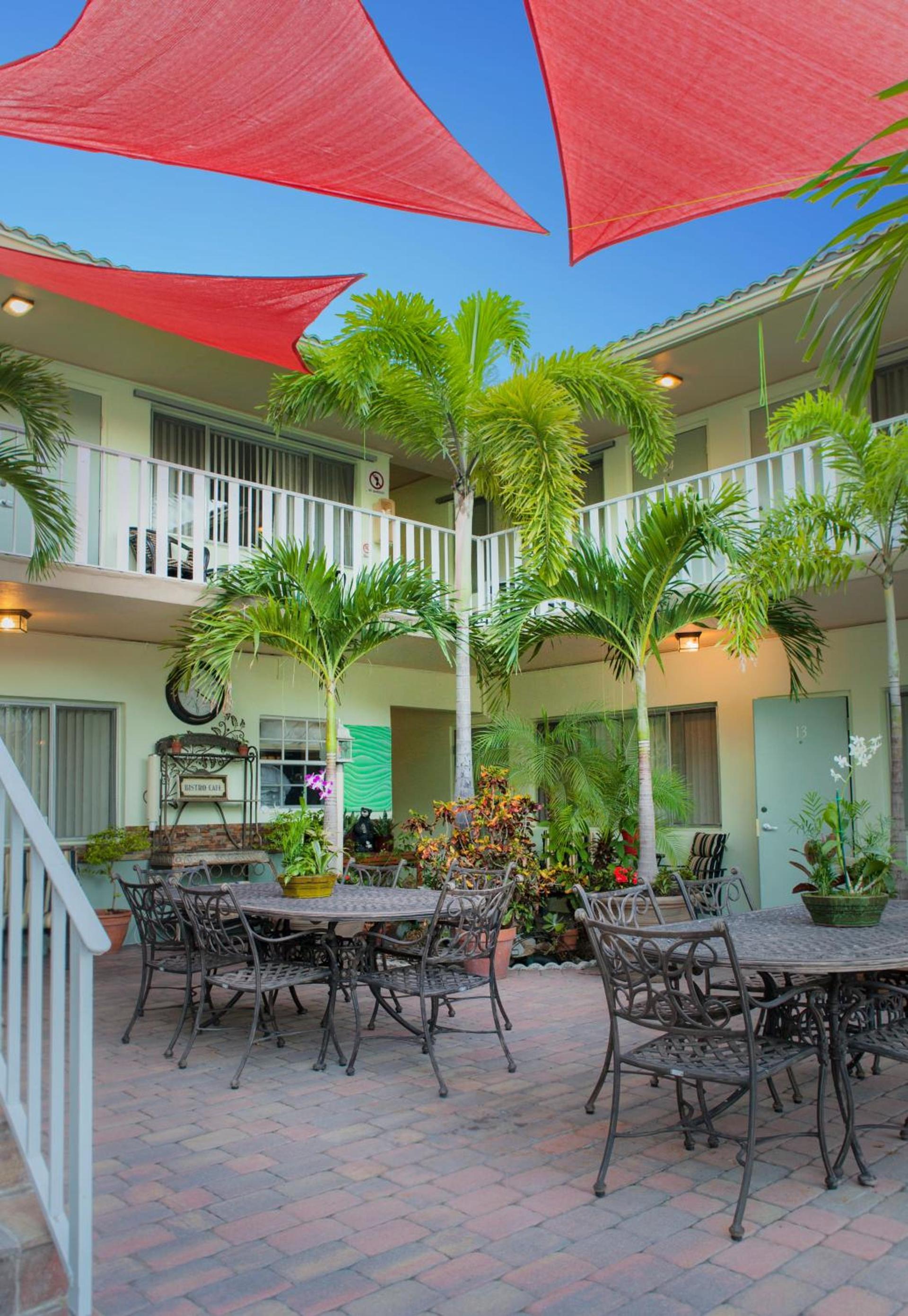The Big Coconut Guesthouse - Gay Men's Resort photo 26