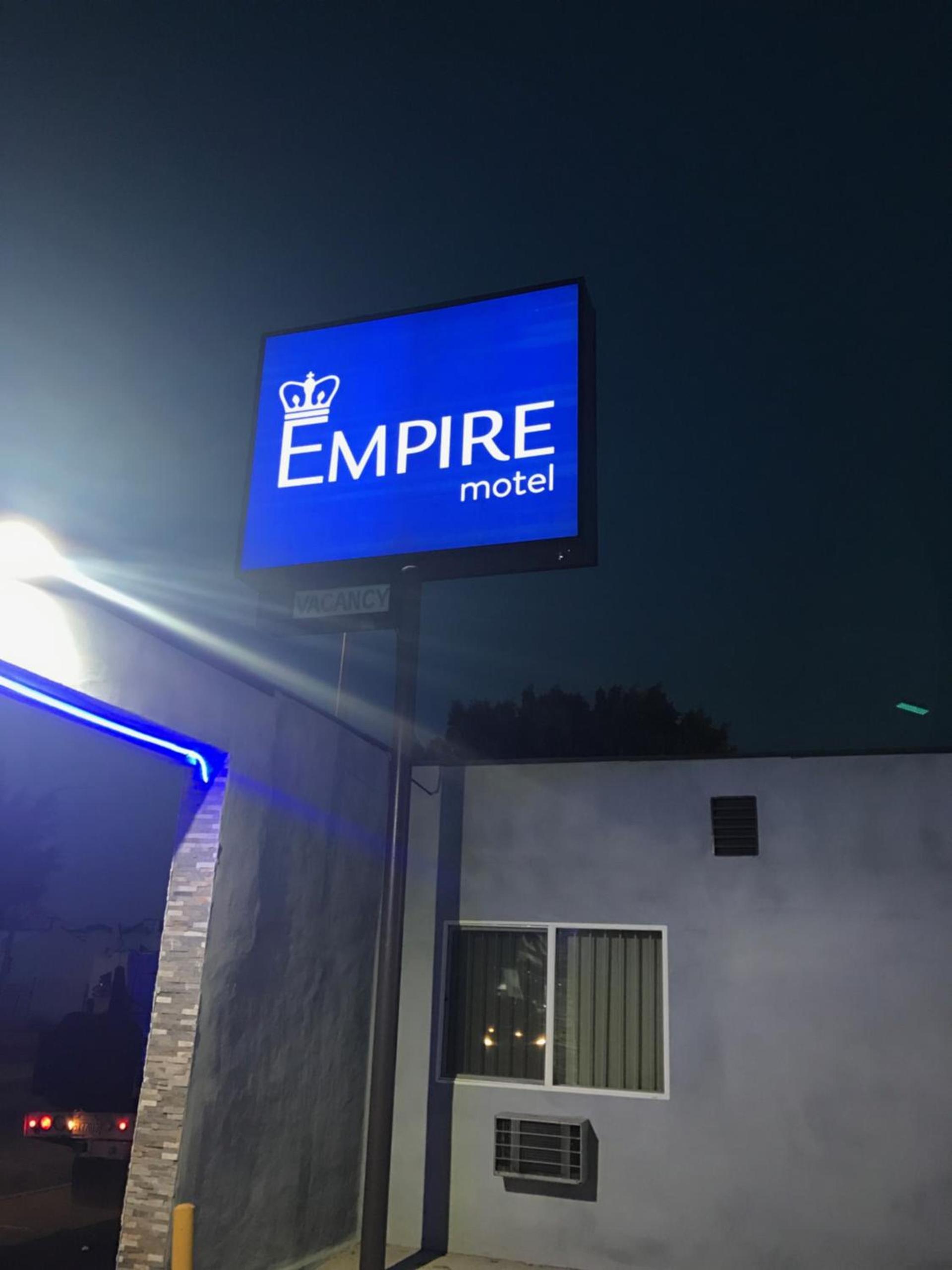 Empire Inn photo 13