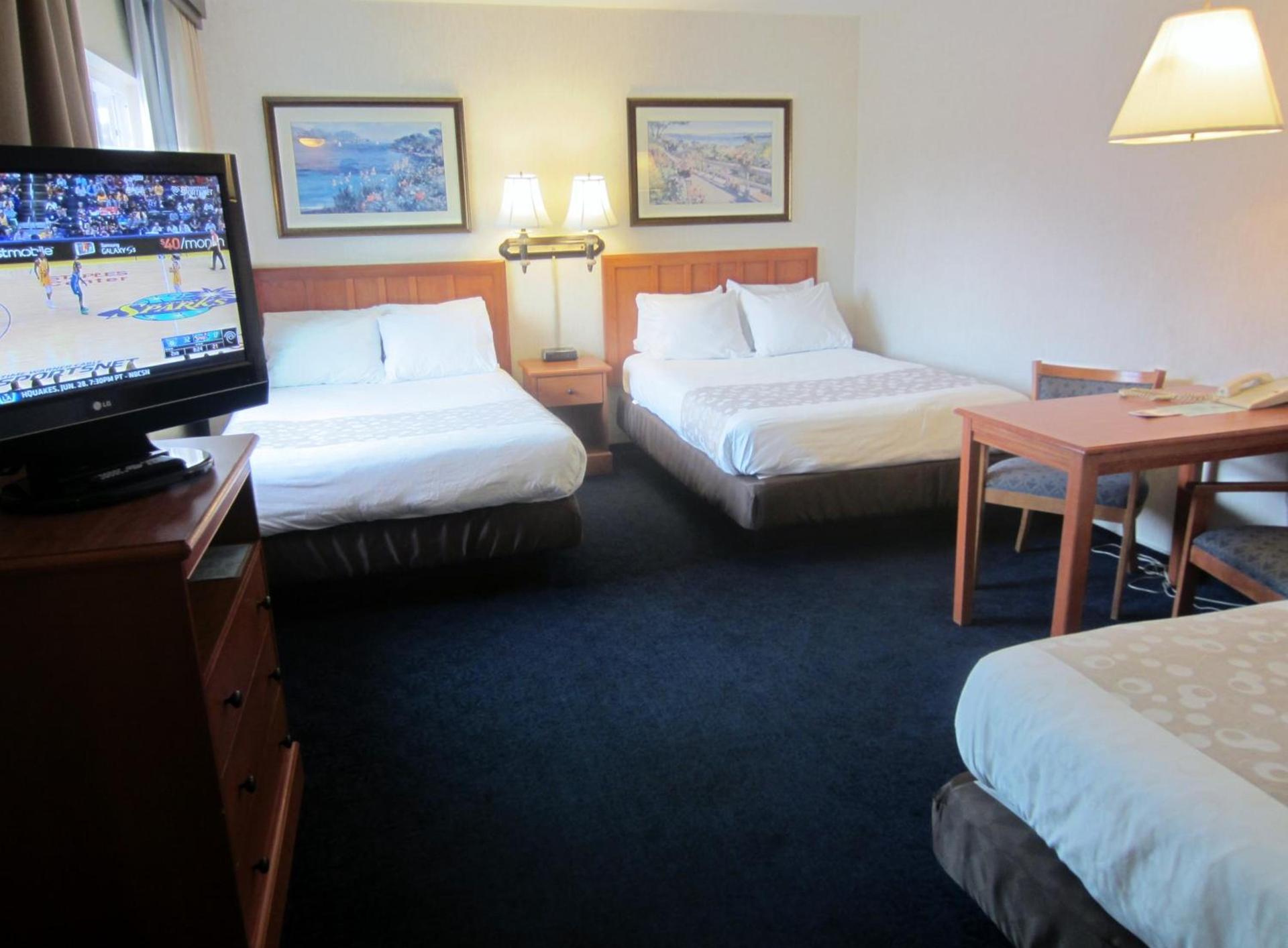 Newport Channel Inn photo 7