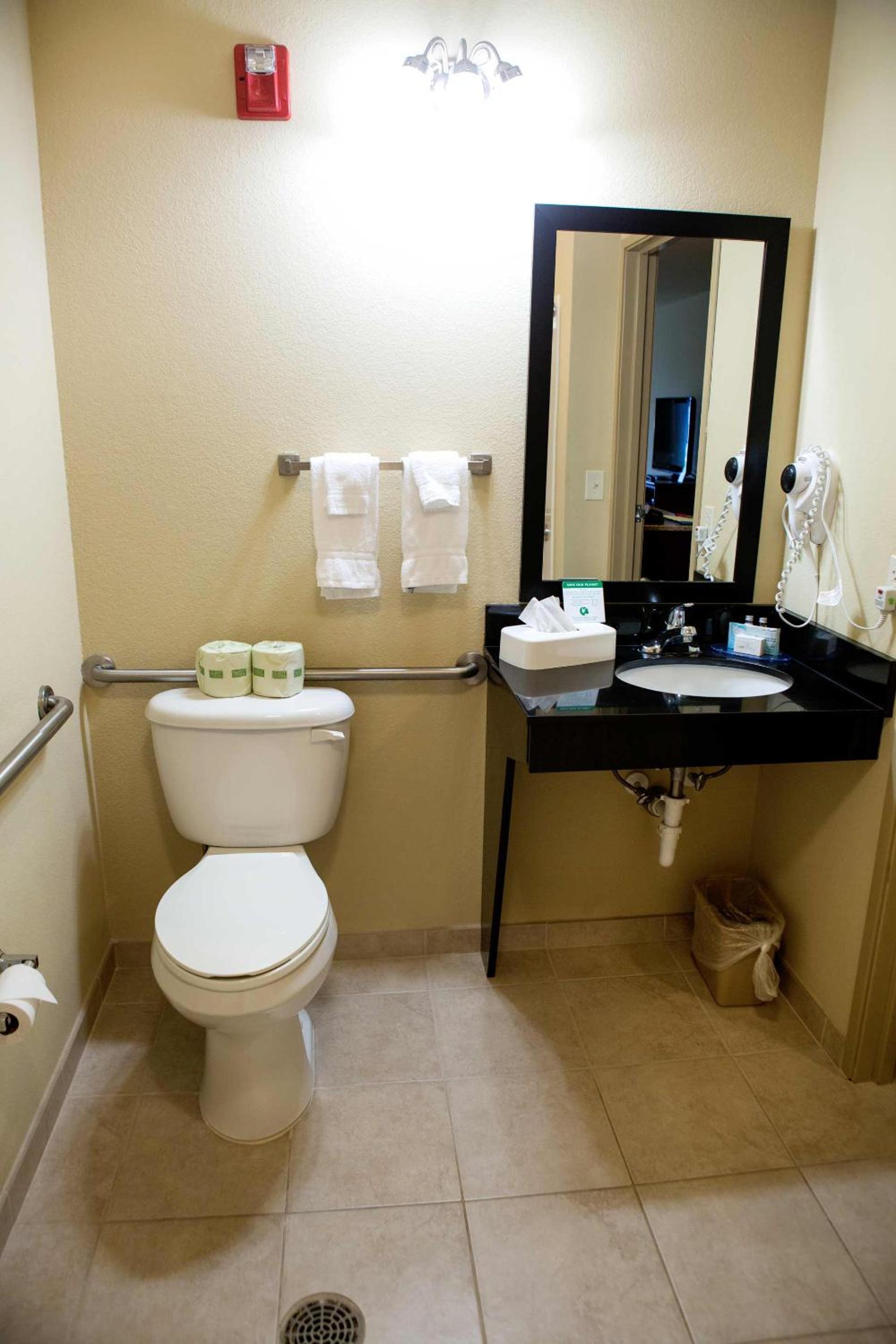 Cobblestone Hotel & Suites - Knoxville photo 6