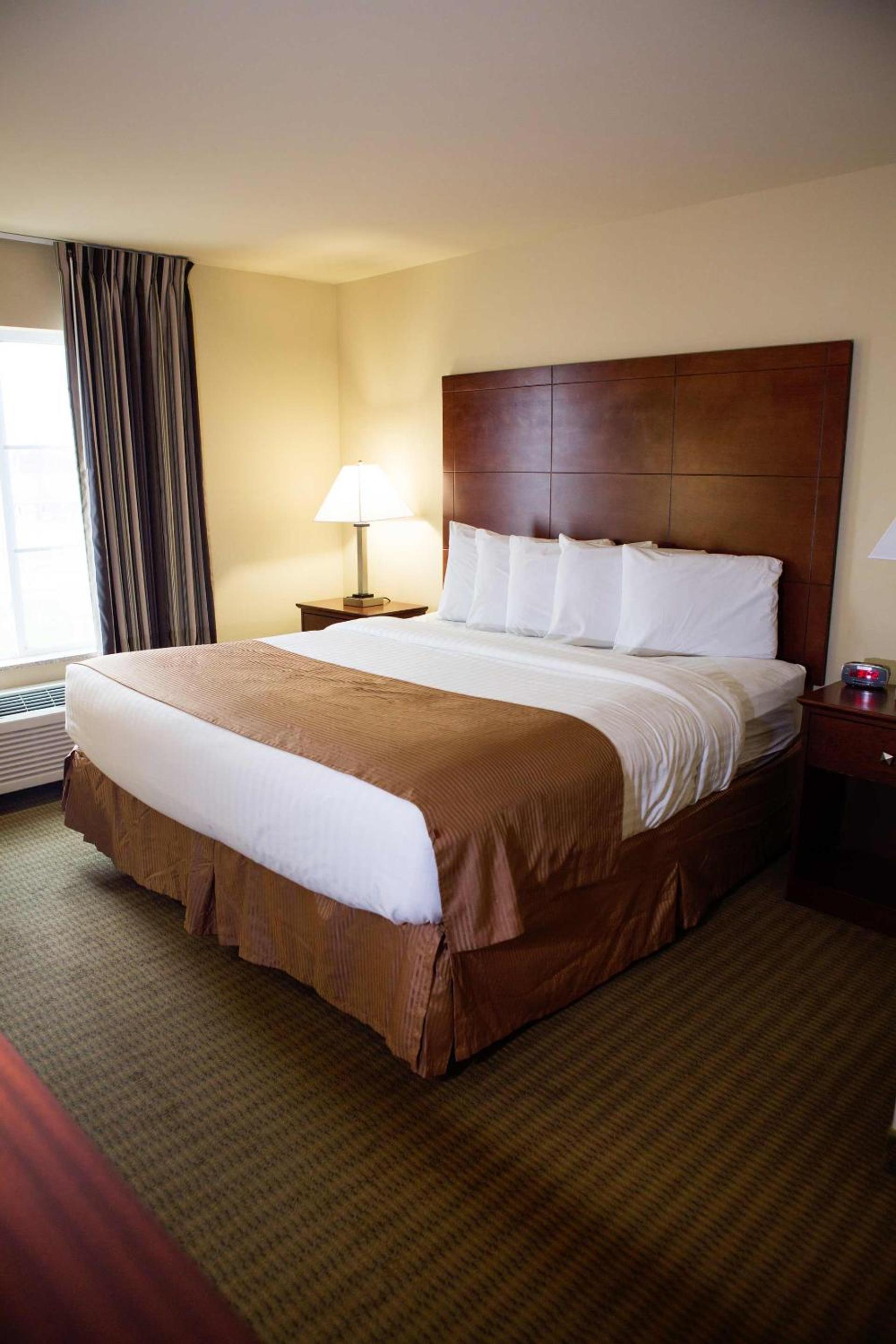 Cobblestone Hotel & Suites - Knoxville photo 33