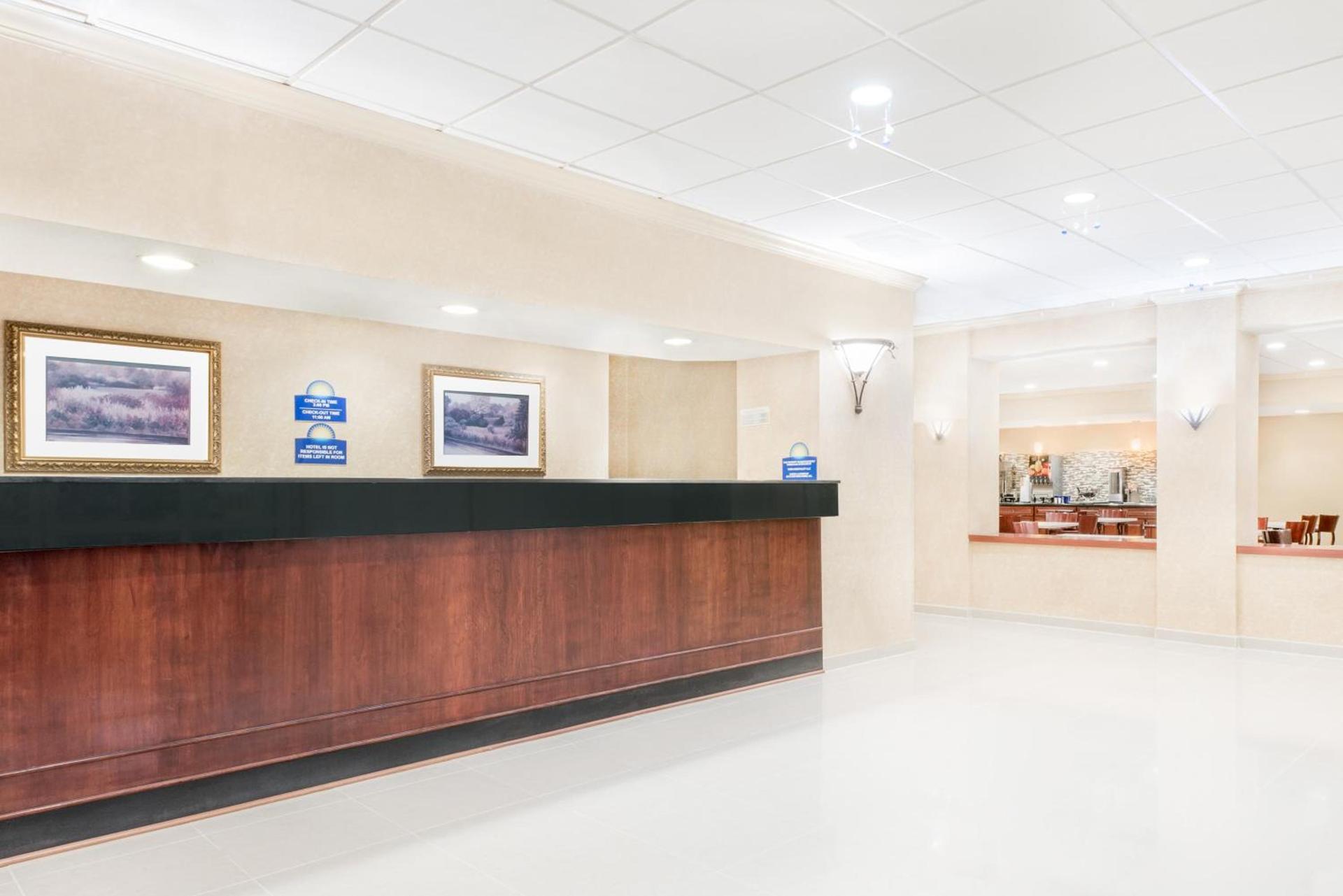 Days Inn & Suites by Wyndham York photo 23