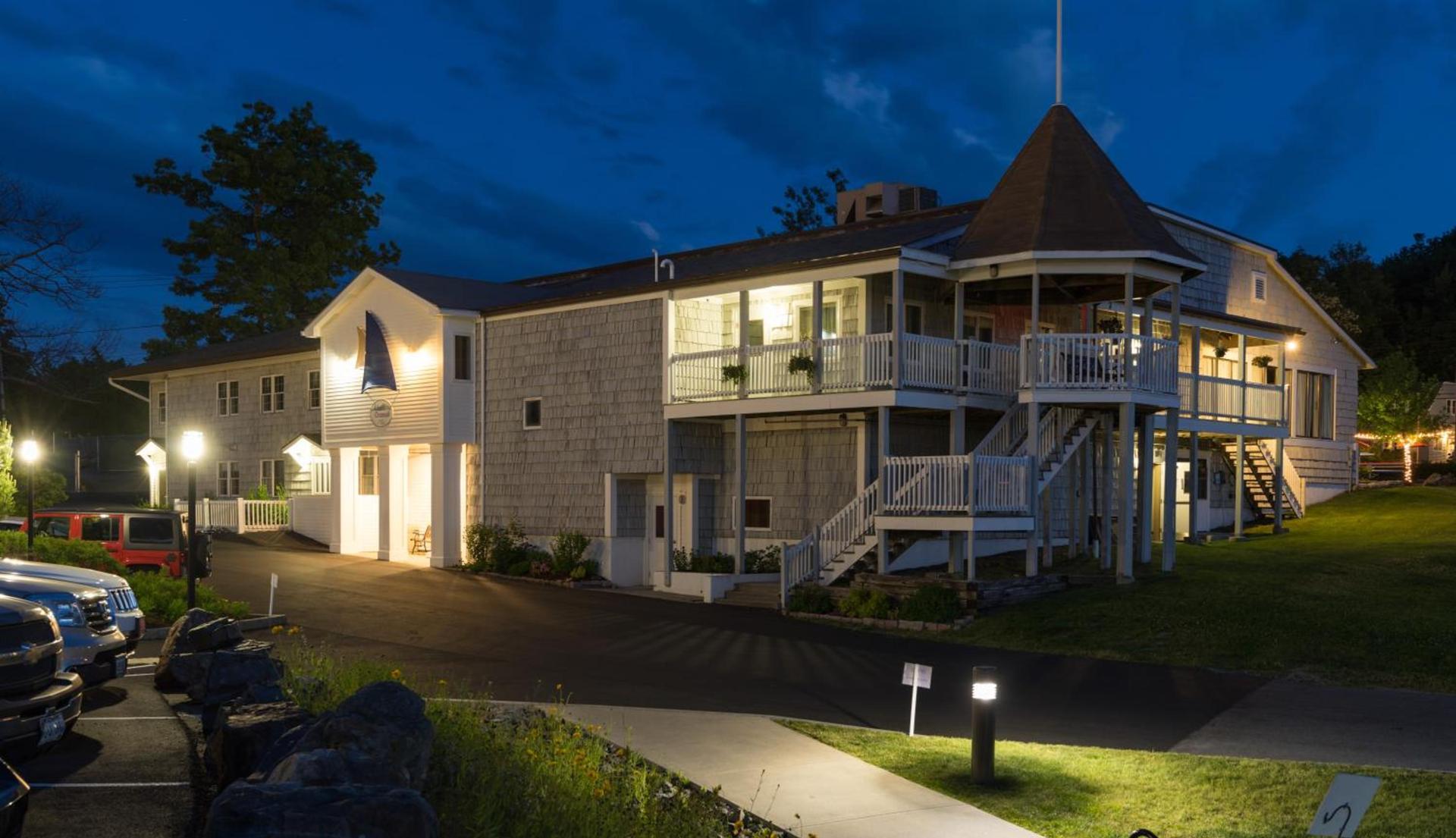 Atlantic Oceanside Hotel & Conference Center photo 36