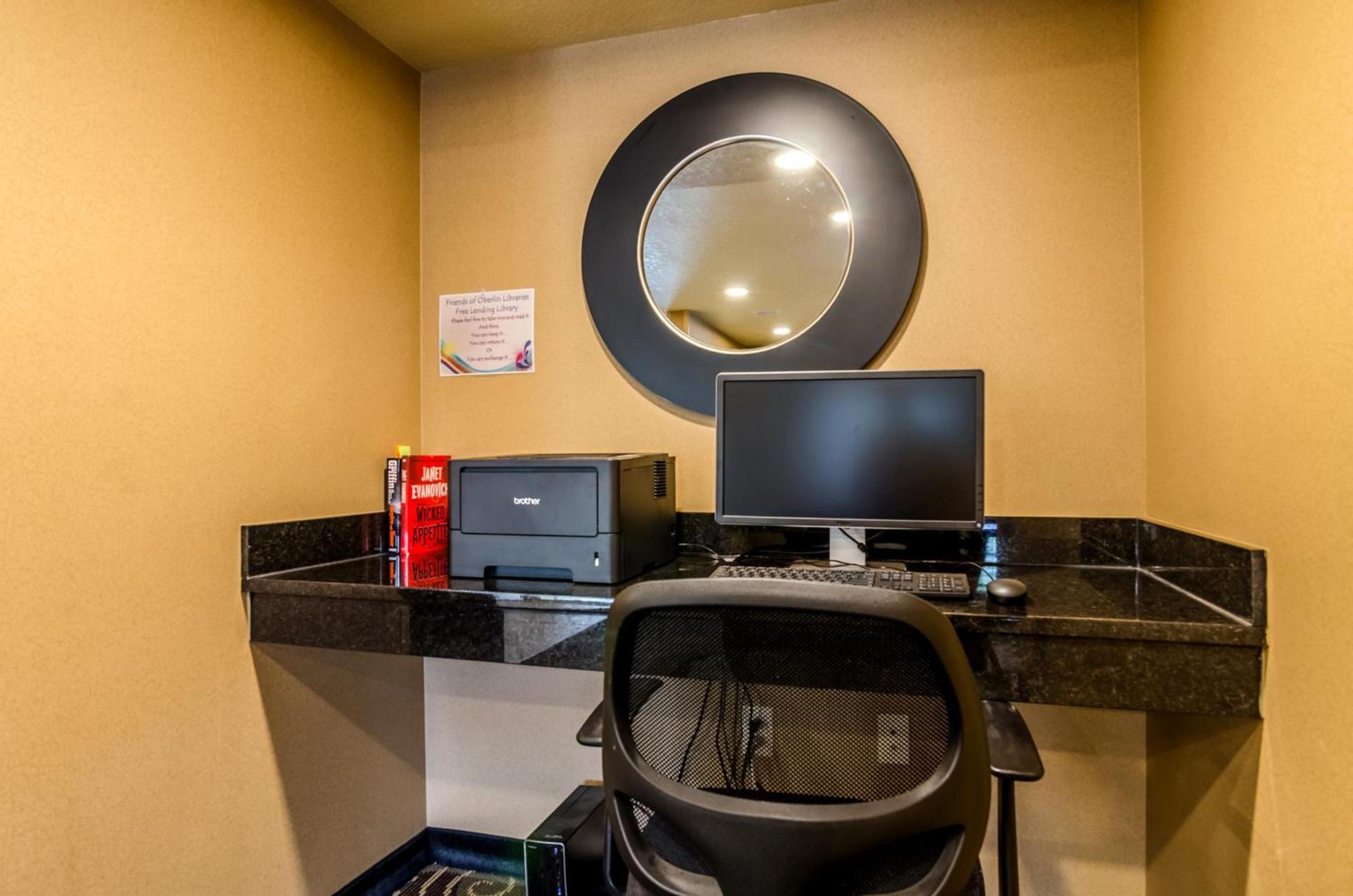 Cobblestone Inn & Suites - Oberlin photo 33