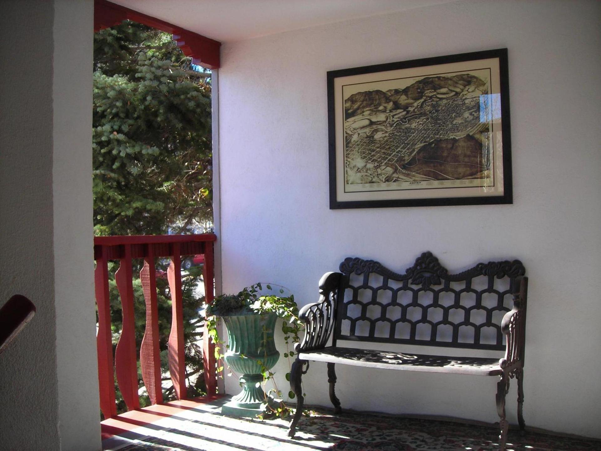 Tyrolean Lodge photo 62