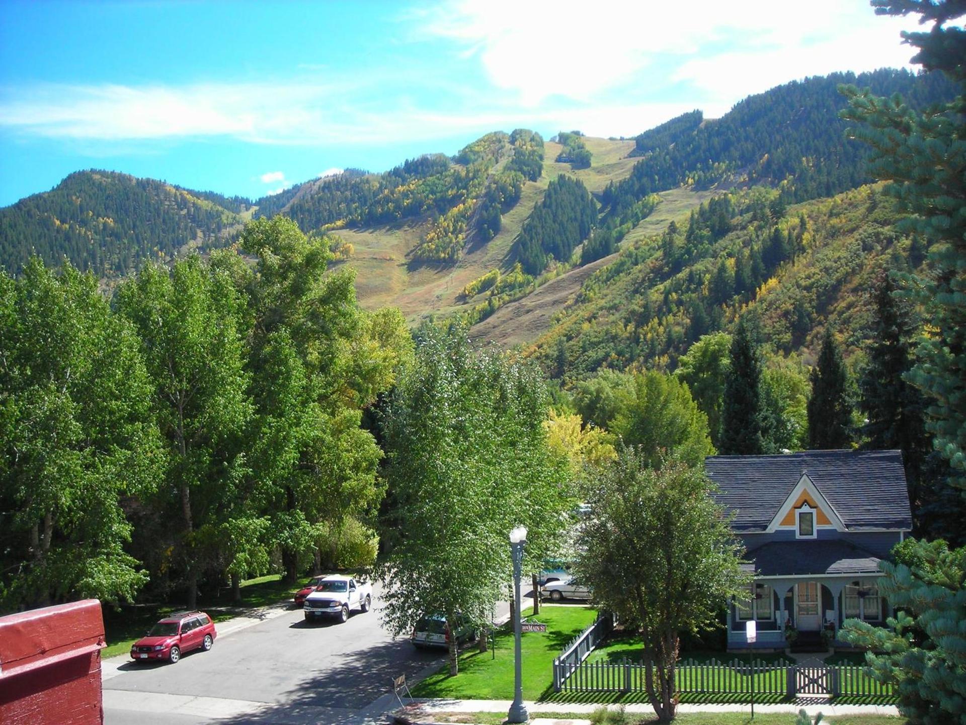 Tyrolean Lodge photo 78