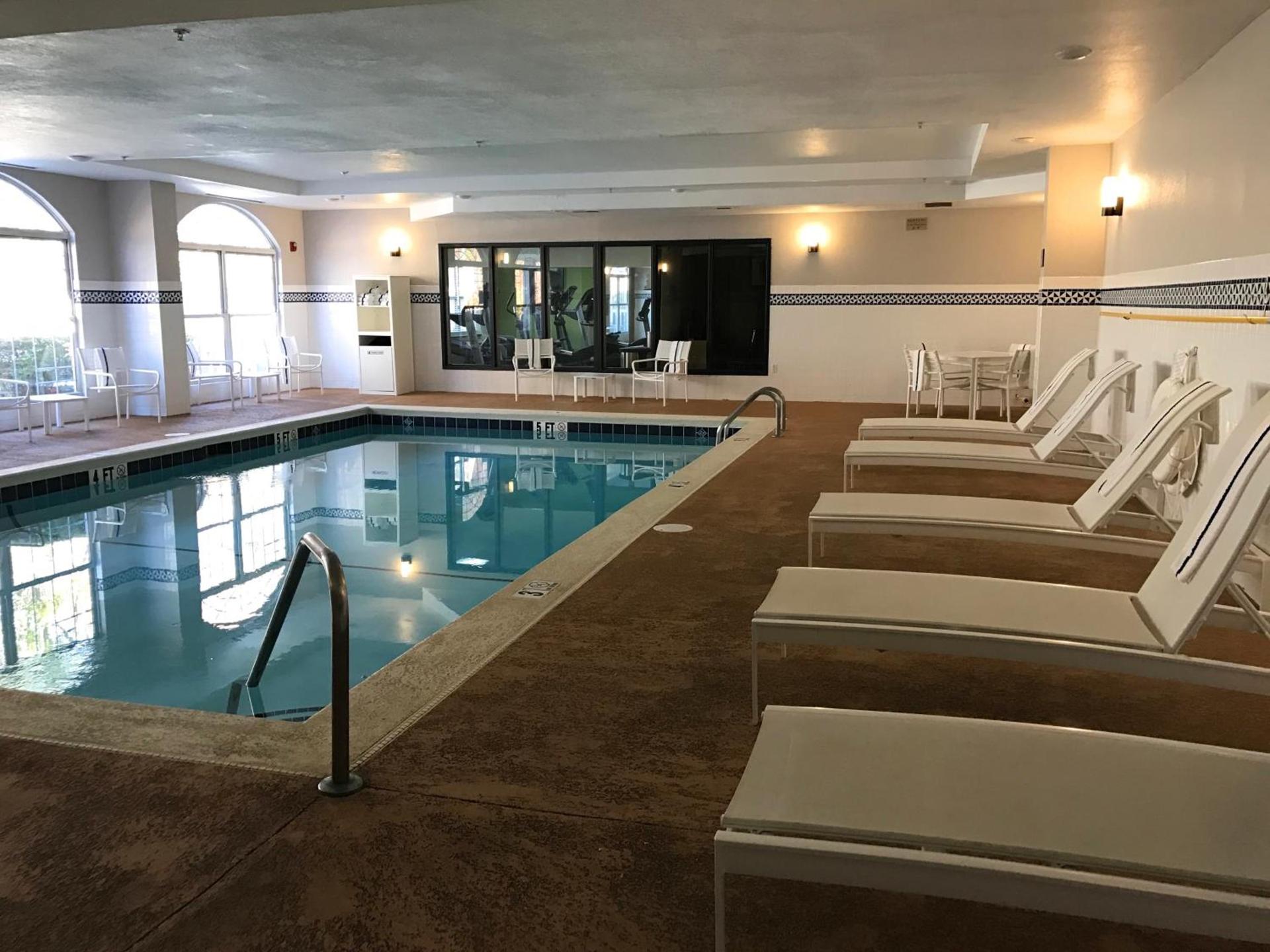 Country Inn & Suites by Radisson, Dalton, GA photo 35