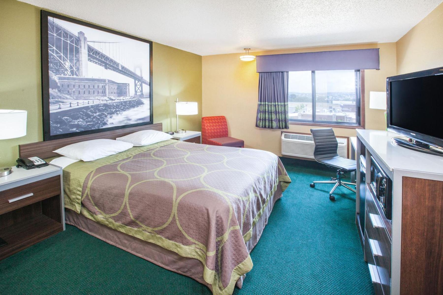 Super 8 by Wyndham Van Buren/Ft. Smith Area photo 30