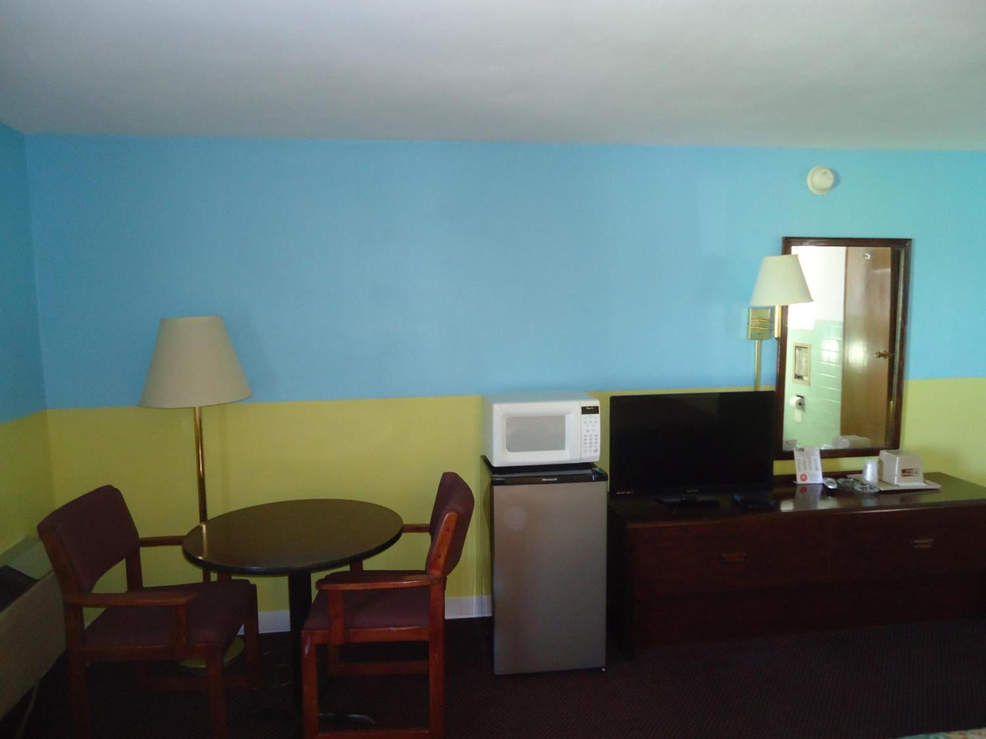 Budget Host Inn Somerset photo 9