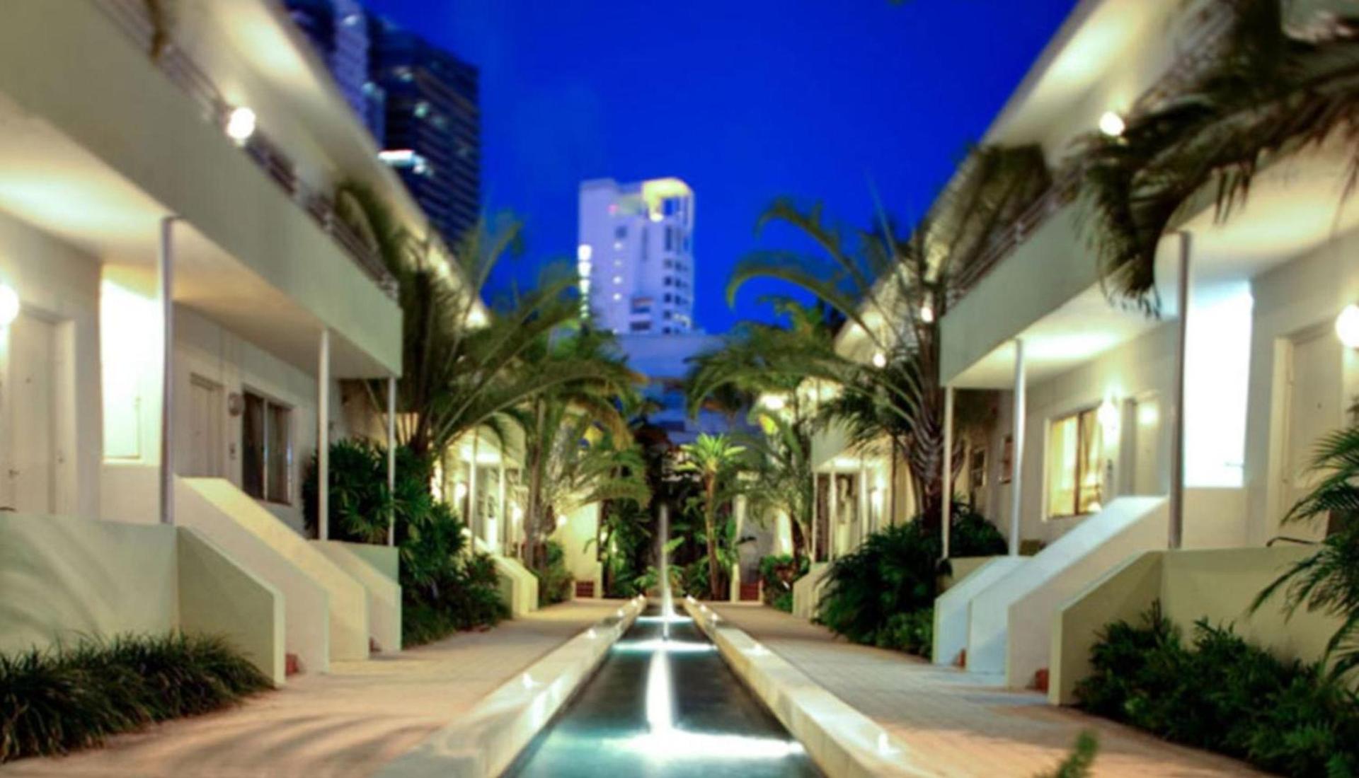 Dorchester Hotel & Suites photo 1