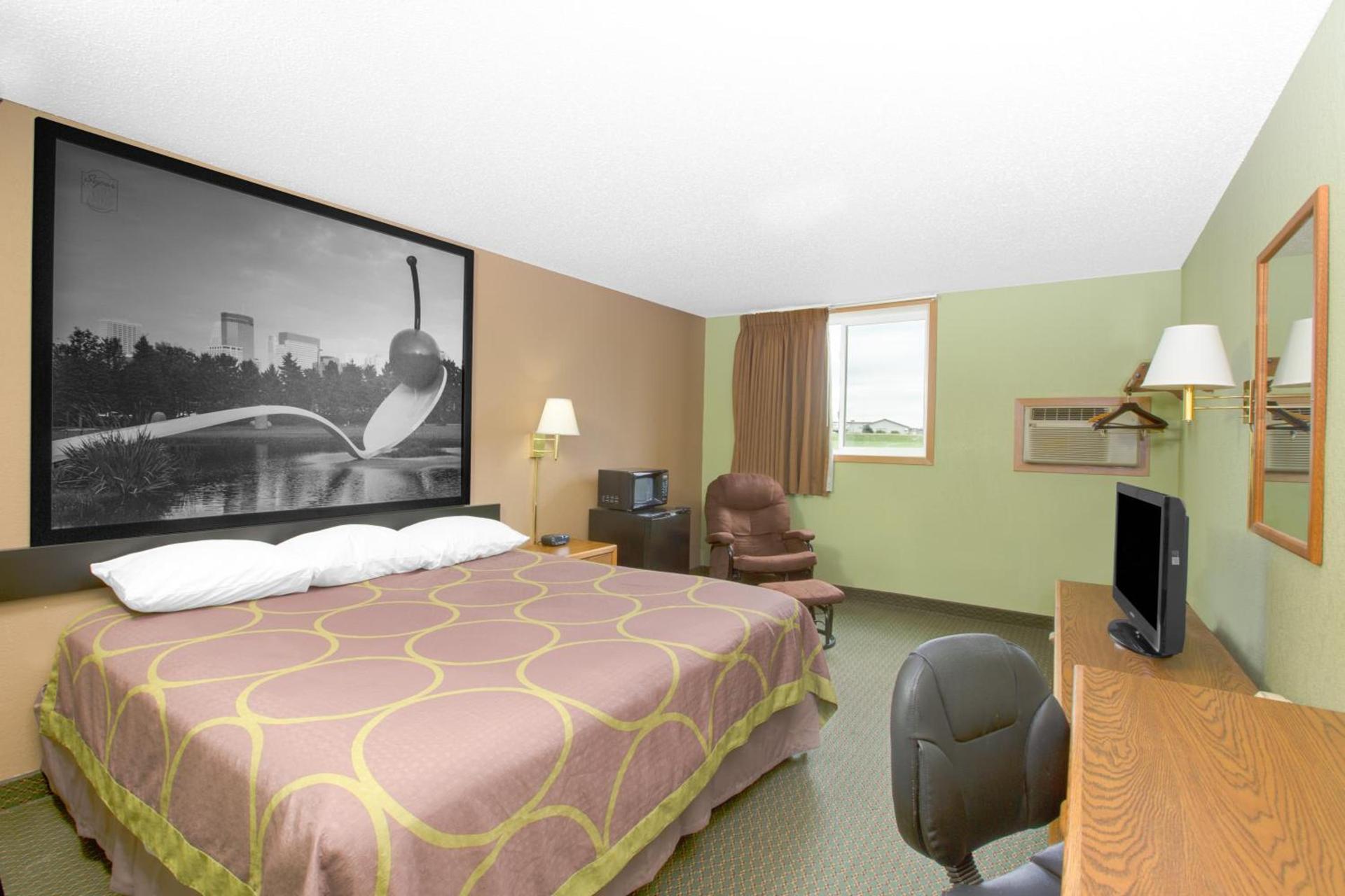 Super 8 by Wyndham Worthington Minnesota photo 27