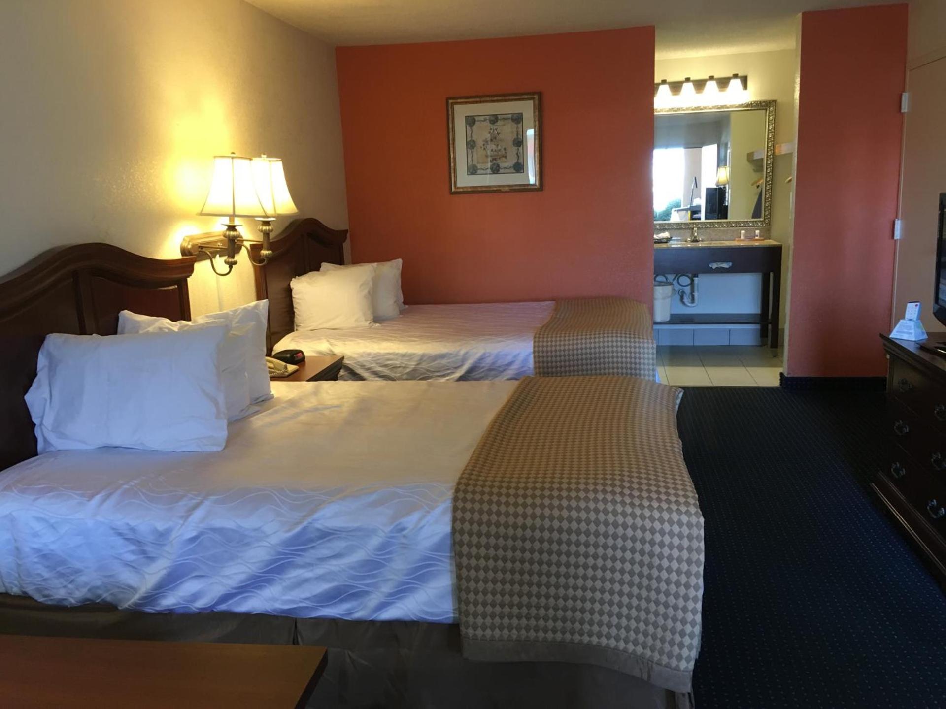 Baymont by Wyndham Rocky Mount I-95 photo 22