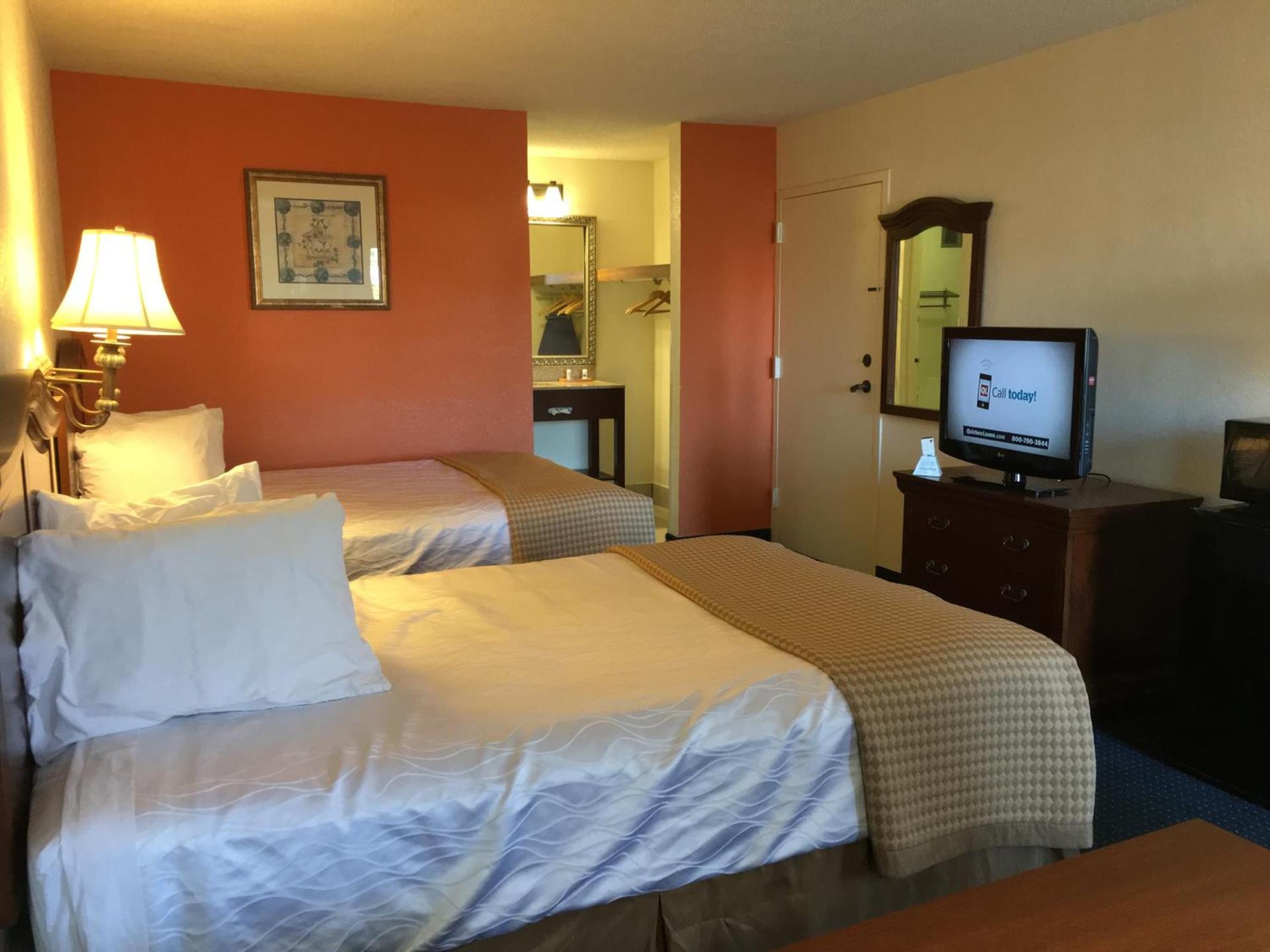 Baymont by Wyndham Rocky Mount I-95 photo 45