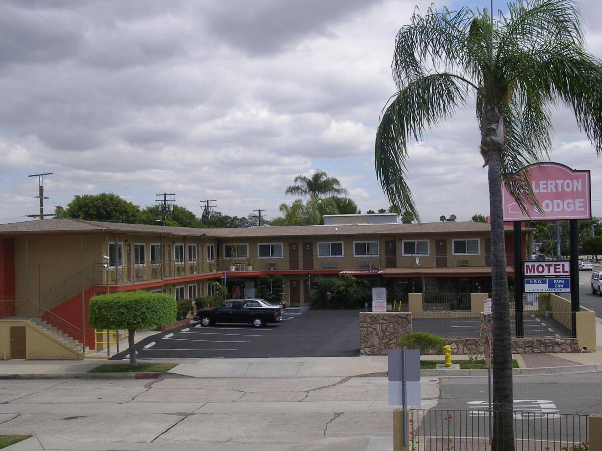 Fullerton Lodge photo 16