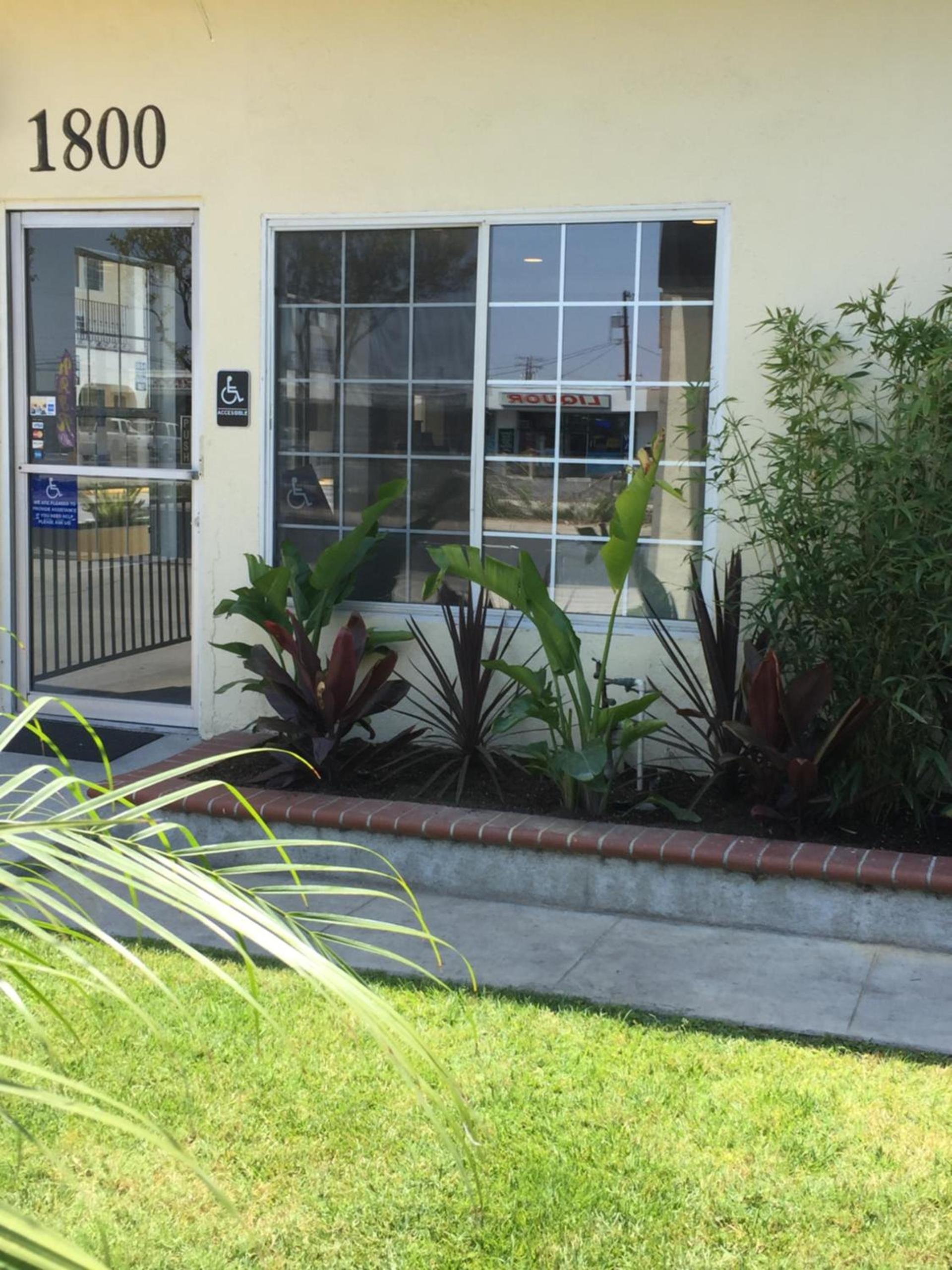 Anaheim Executive Inn & Suites photo 4