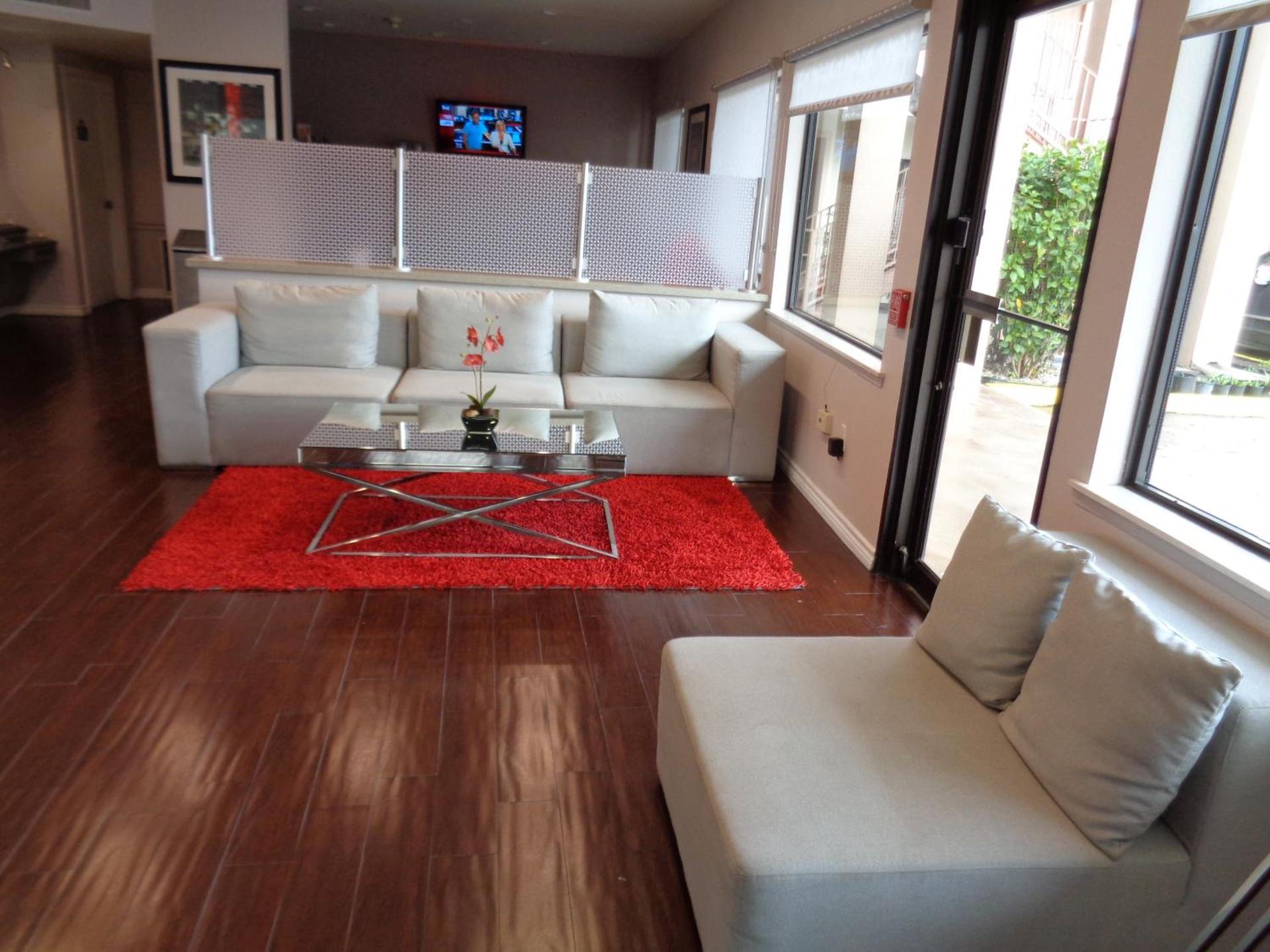 Grand Villa Inn Galleria photo 9